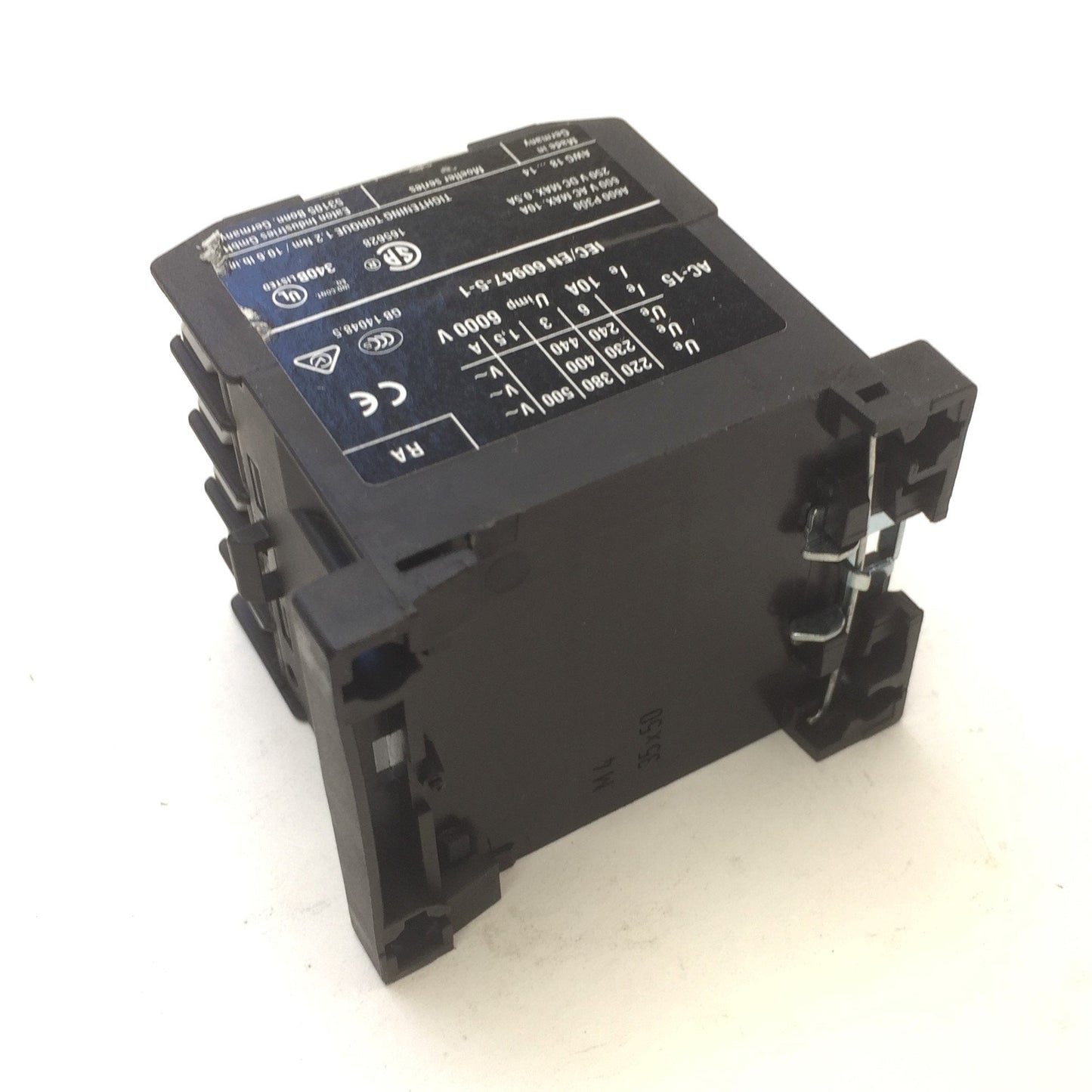 New – Open box Eaton DILER-22 XTRM10A22 Contactor Relay, 250VDC 0.5A, 600VAC 10A, 2NO, 2NC