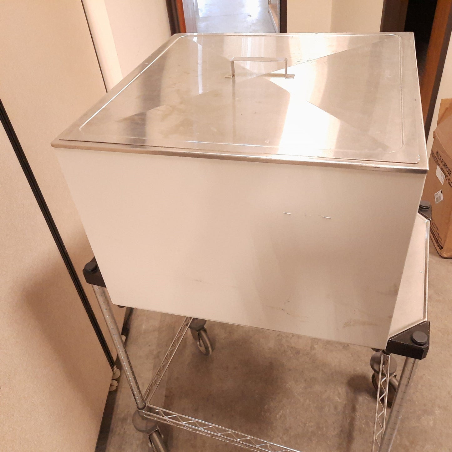 Used Humboldt H-1394 Large Water Bath, Size: 20" x 20" x 10", Volume: 14 Gallons