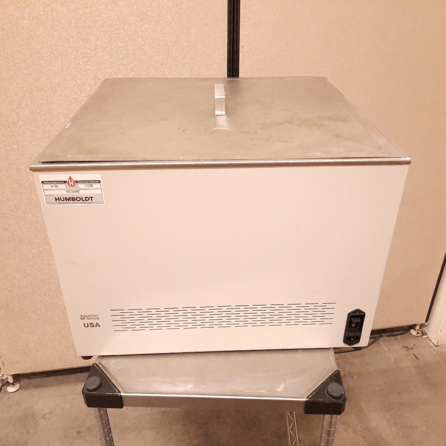Used Humboldt H-1394 Large Water Bath, Size: 20" x 20" x 10", Volume: 14 Gallons