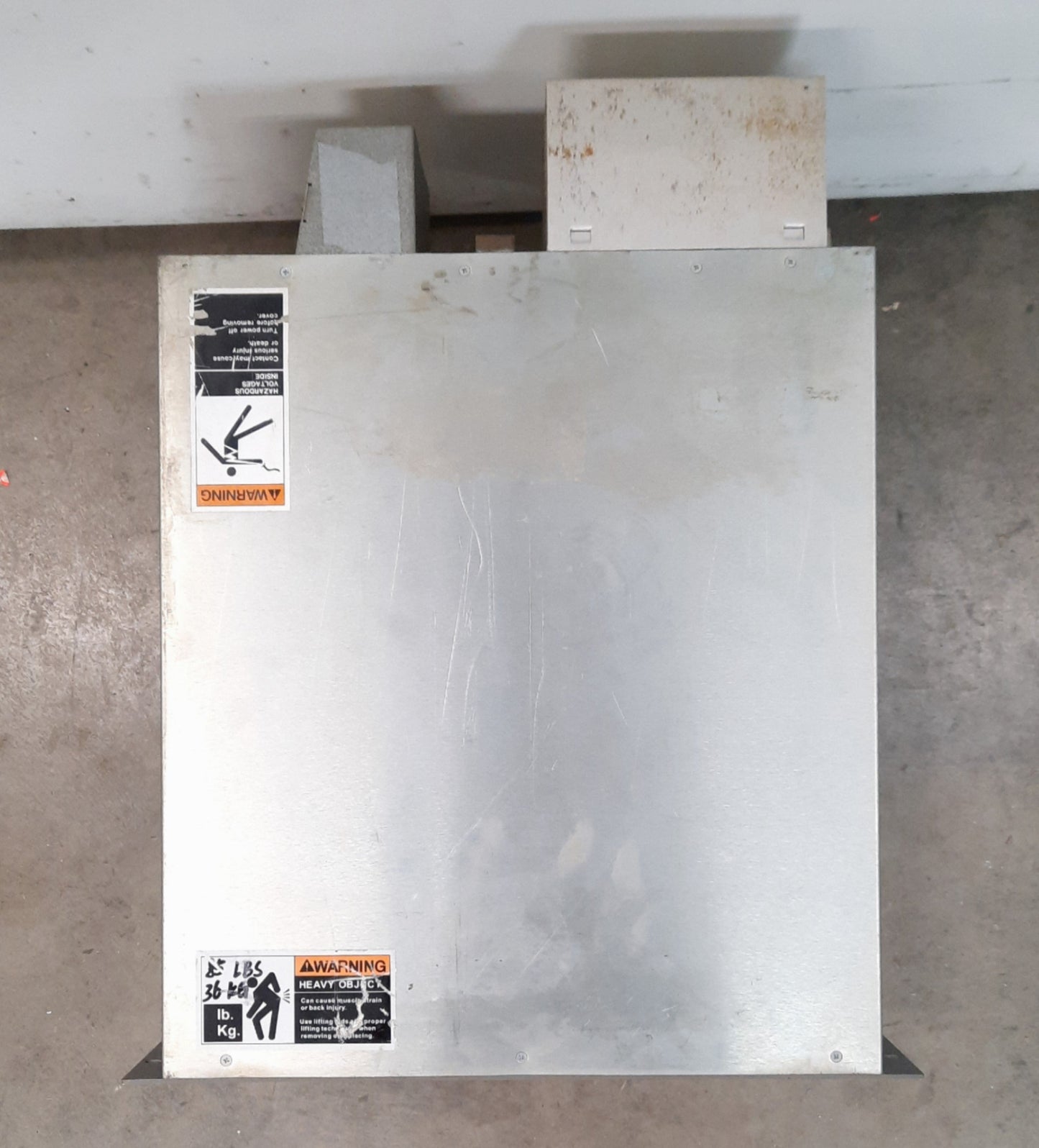 Used Advanced Energy 3157600-004 PEII Reactive Sputtering PSU 1100V 10kW 40KHz 208VAC