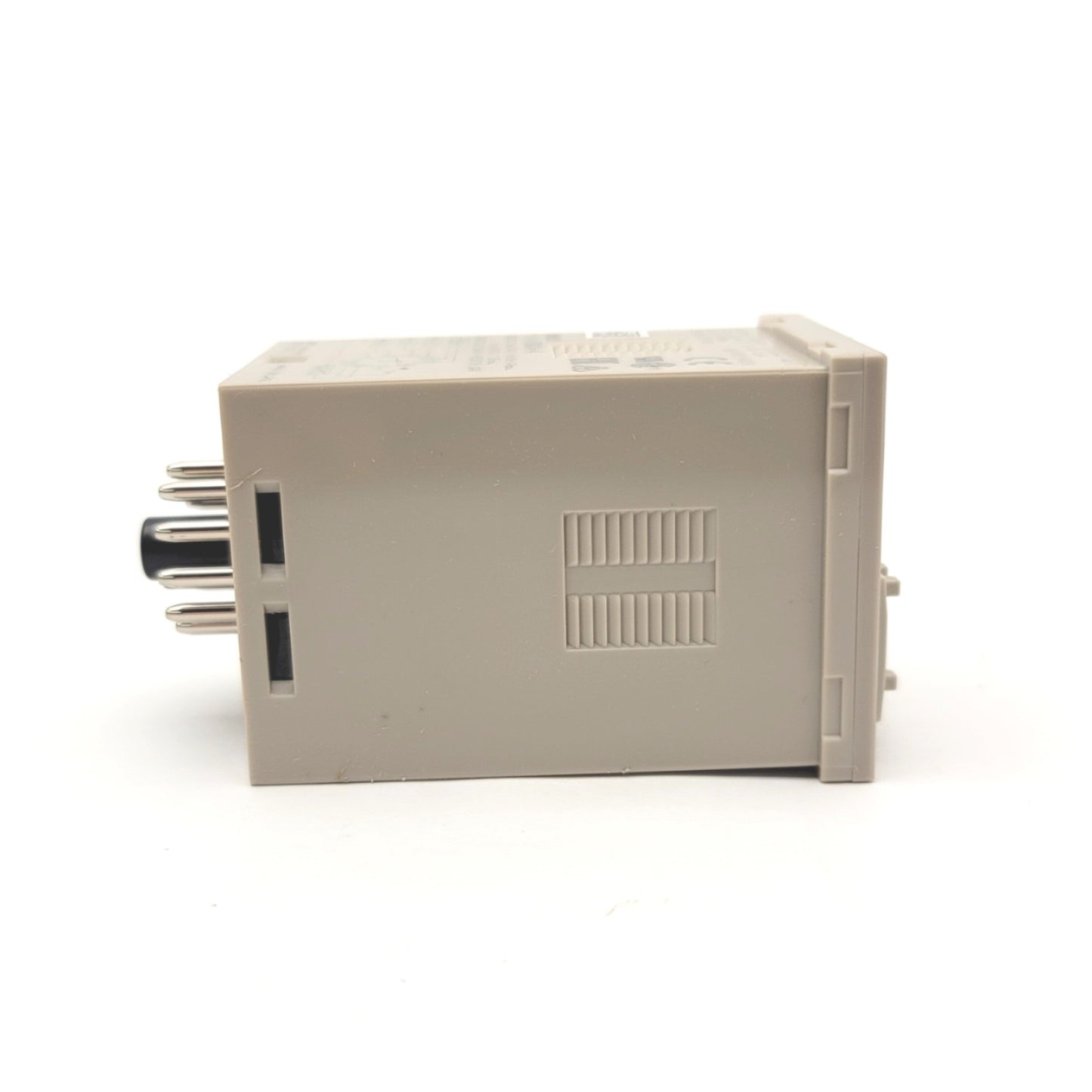 New – Open box Omron H3CA-A Solid State Timer 0.1s-9990hr, 24-240VAC/DC, Relay 250VAC 3A Max