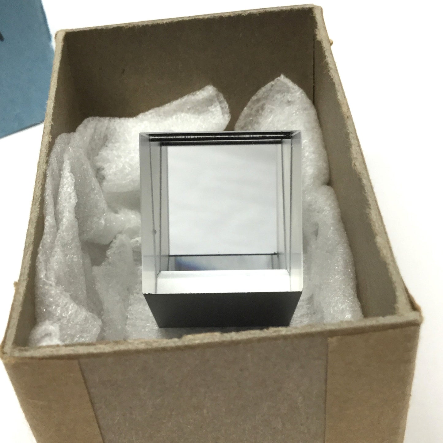 New – Open box Edmund Optics 42-779 Penta Prism, MgF2 Coated, 25mm Legs, 90° Ray Dev, 400-700nm