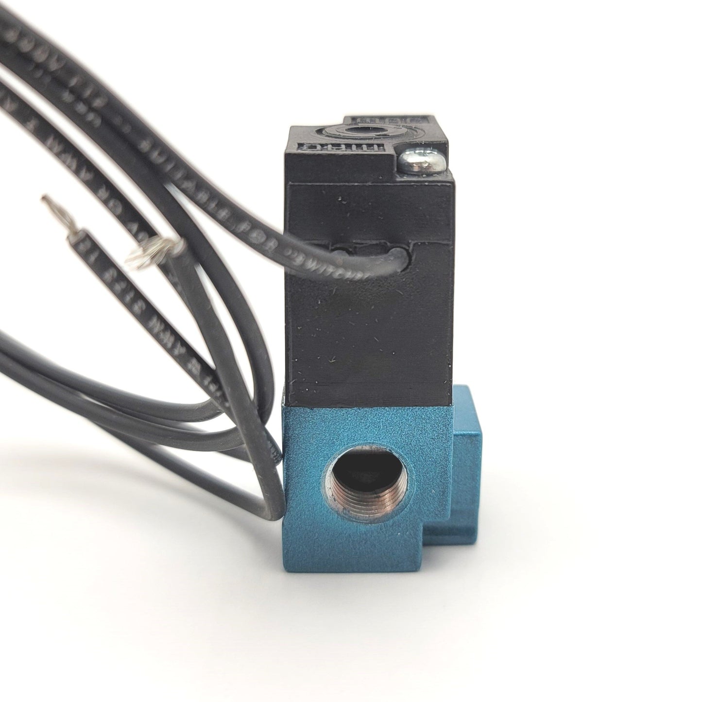 New – Open box Mac 35A-AAA-DEDA-1BA Direct Operated 3-Port Solenoid Valve 24VDC, Vacuum-120psi