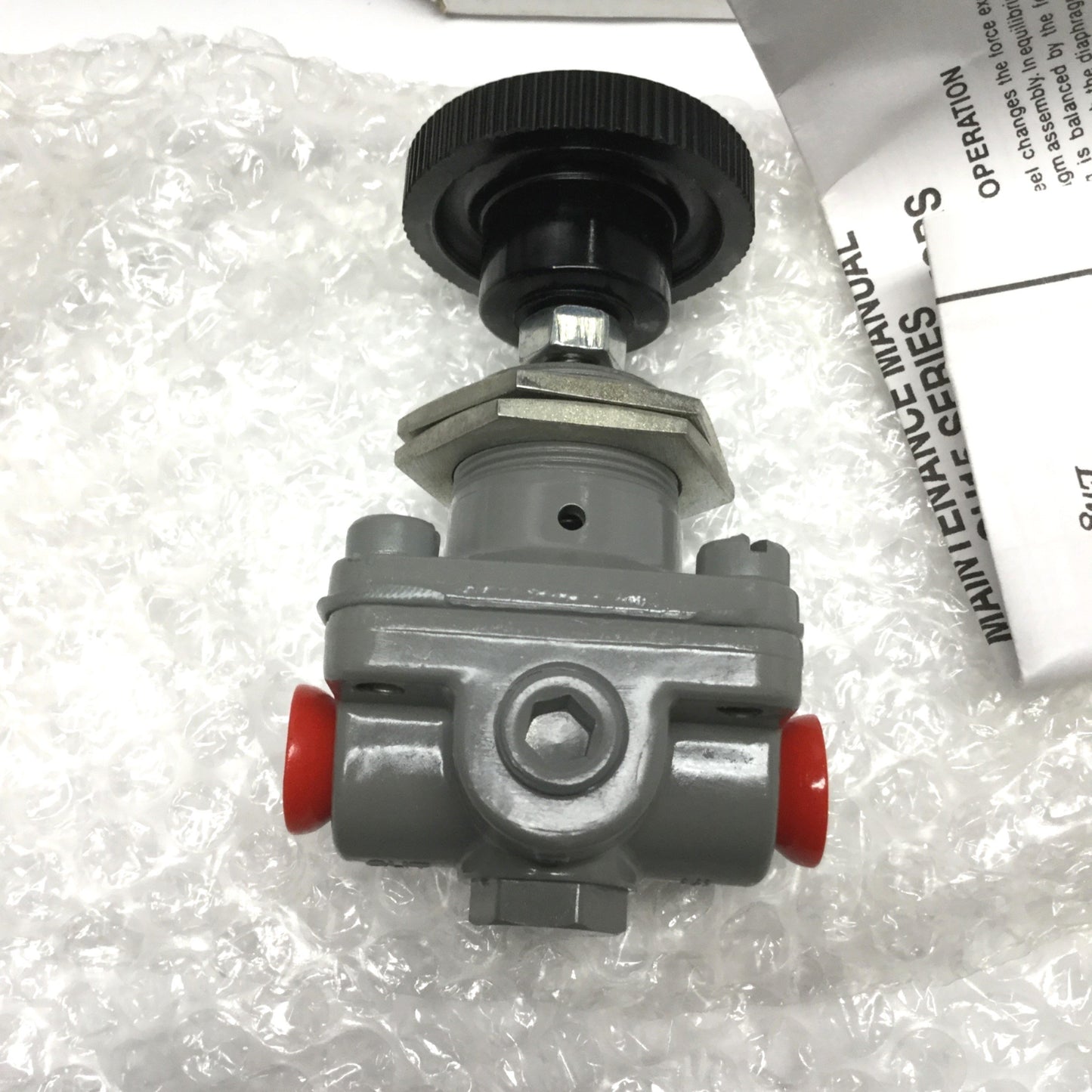 New – Open box ITT GH15 XTHEXXXH Conoflow Miniature Regulator, 300psi Max Input, 1/4" NPT Ports