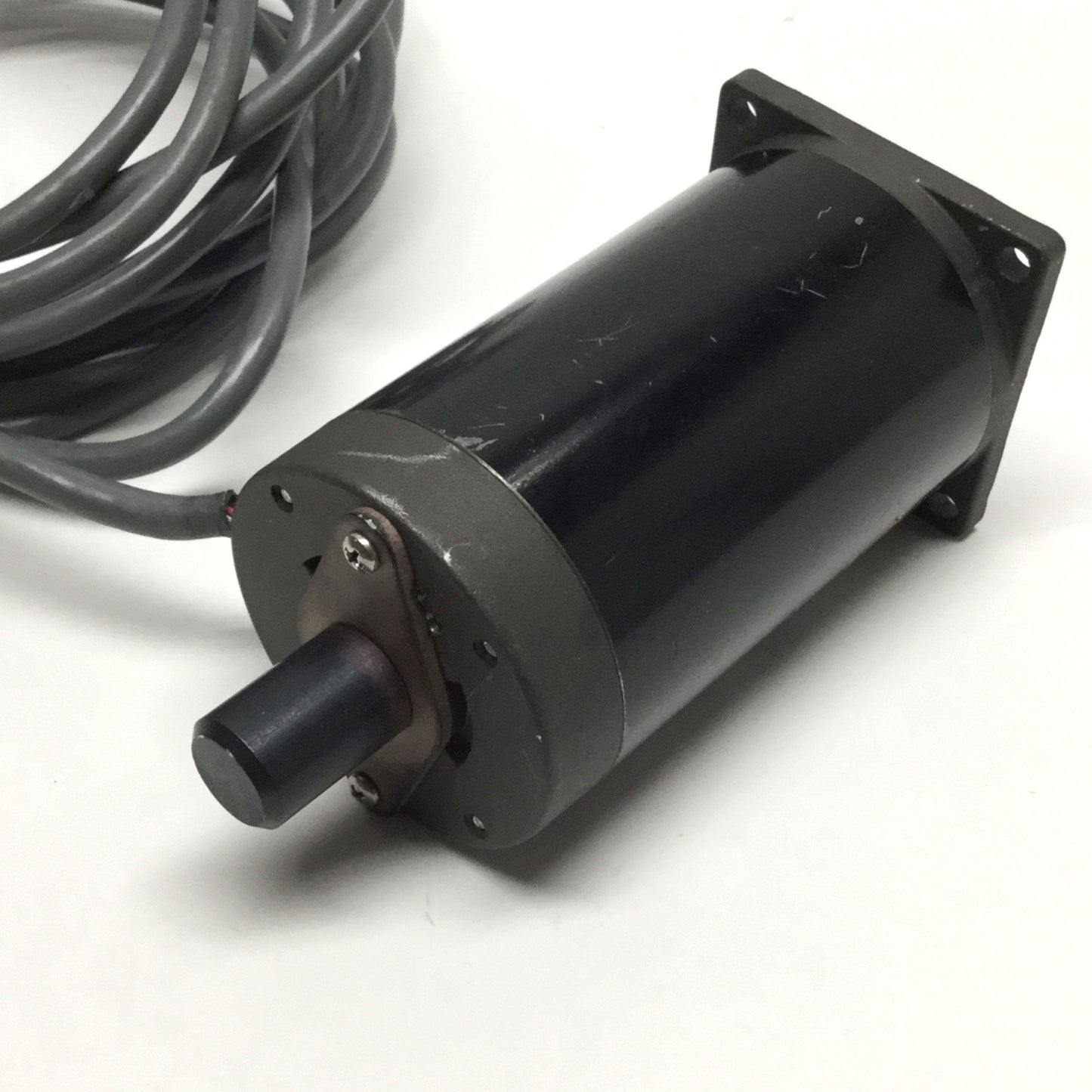 Used EAD Motors LA23DGF-03R Rotary Hybrid DC Stepping Motor 1.8ø, NEMA 23, 8-Wire