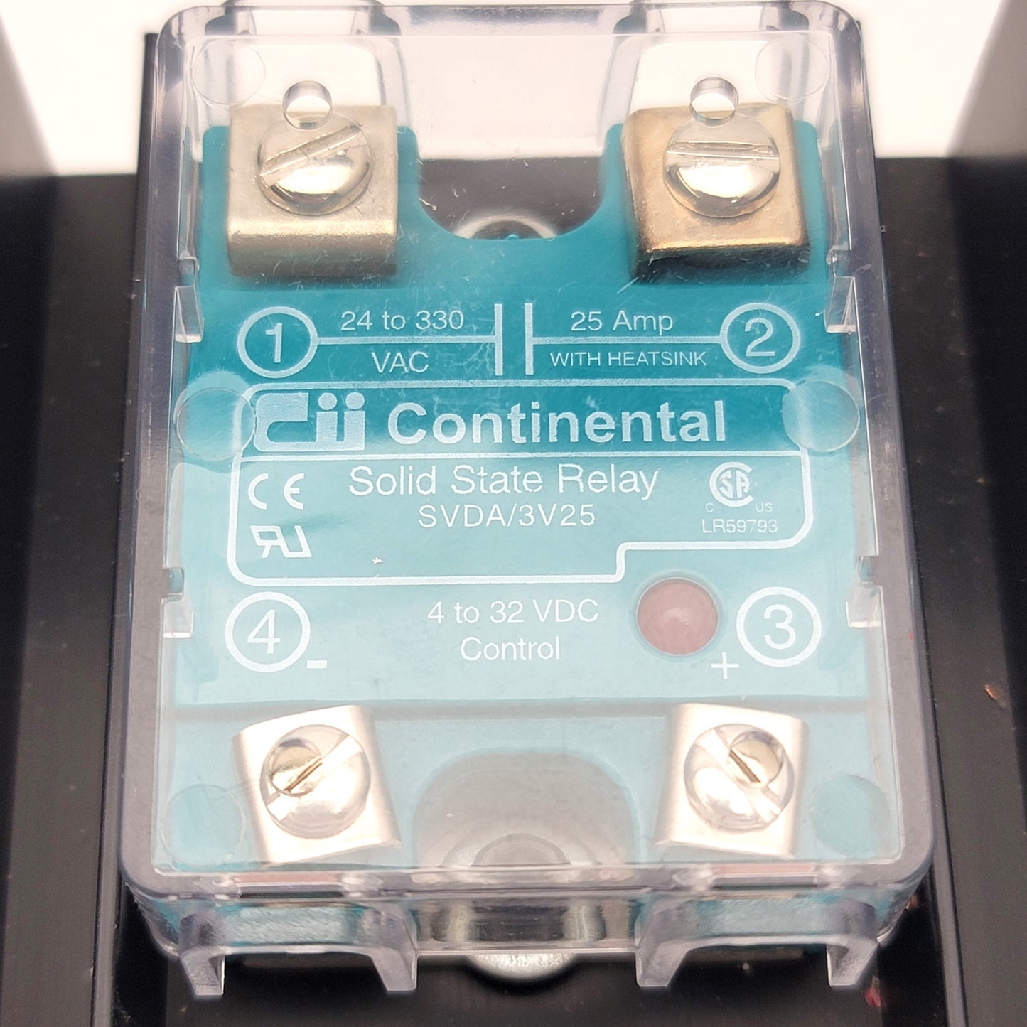 Used Continental SVDA/3V25 Solid State Relay W/Heatsink 24-330VAC 25A 4-32VDC Control