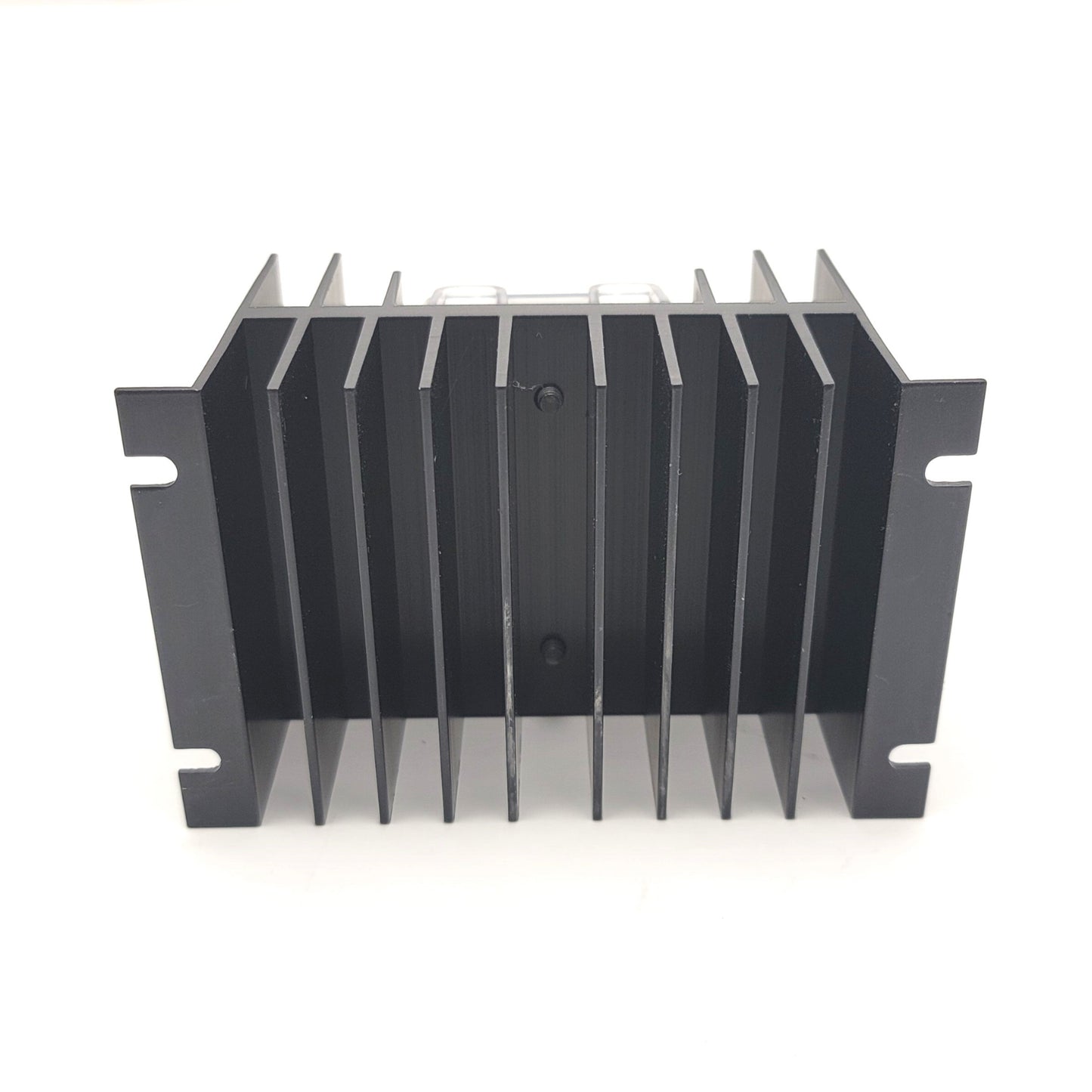 Used Continental SVDA/3V25 Solid State Relay W/Heatsink 24-330VAC 25A 4-32VDC Control