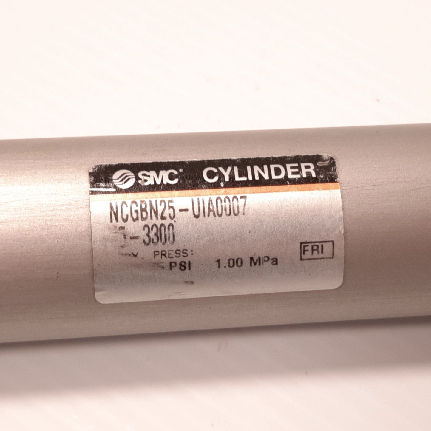 Used SMC NCGBN25-UIA000705-3300 Air Cylinder, Bore: 1", Stroke: 33", 1/8" NPT 10-32