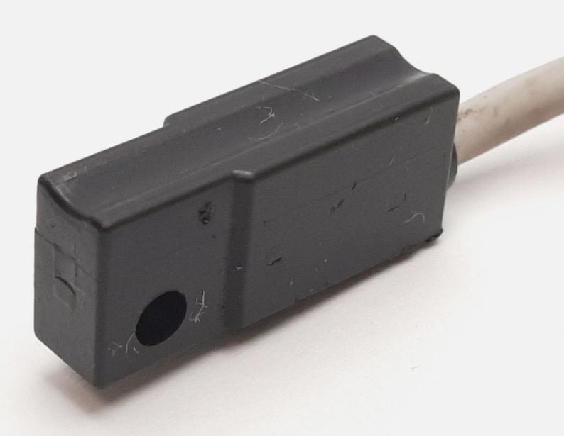 New Lot of 3 SMC D-C73 Reed Auto Cylinder Actuator Switch 24VDC/100VAC w/Indicator