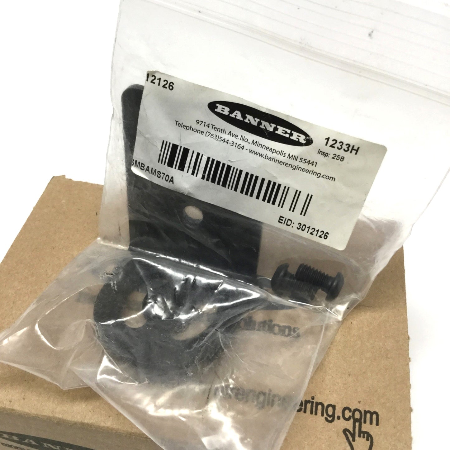 New – Open box Banner LEDRA70XD5-XQ 70mm Machine Vision Area Light High Intensity Red LED 24VDC