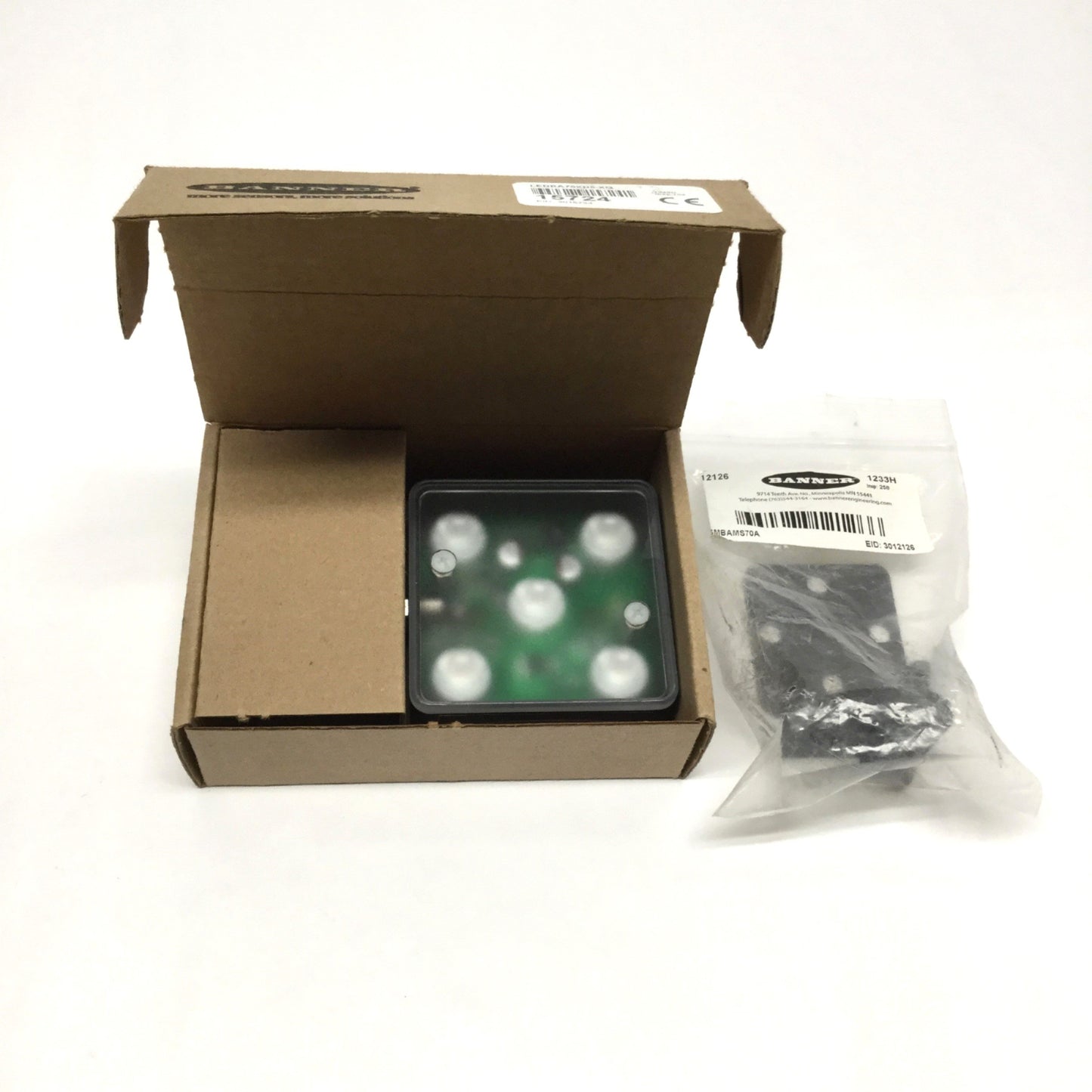 New – Open box Banner LEDRA70XD5-XQ 70mm Machine Vision Area Light High Intensity Red LED 24VDC