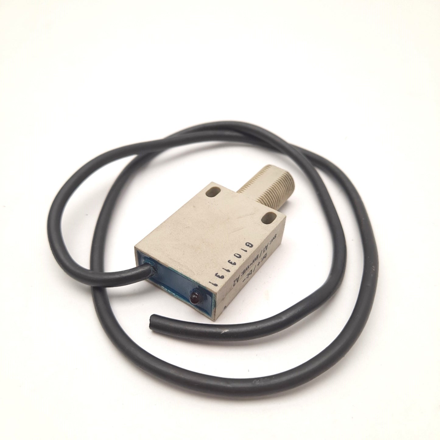 Used Siemens 3SG3202-0AJ33 Proximity Sensor Switch 2.5MM Range 6-30VDC 2x5mA