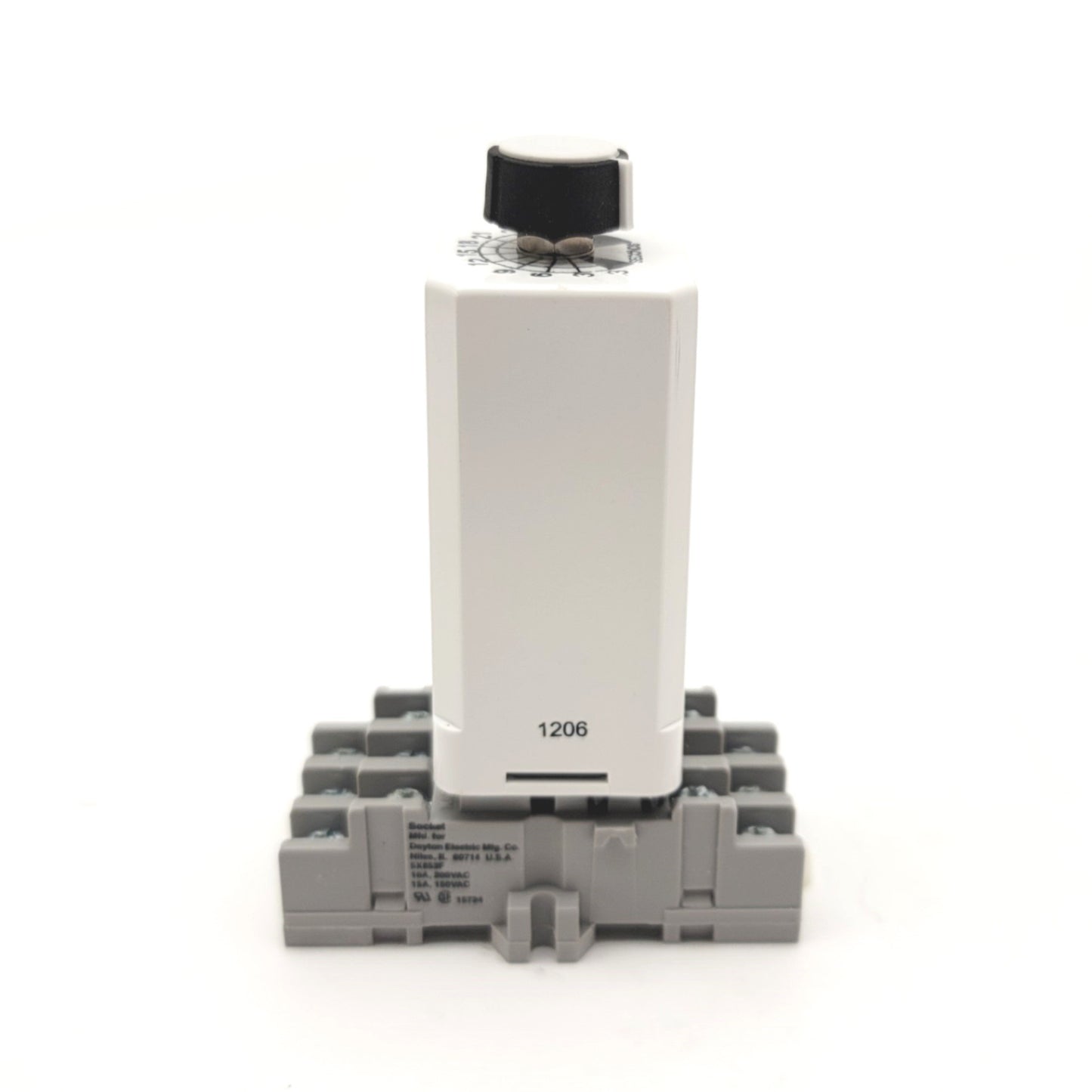 New – Open box Struthers Dunn 388ACPSOX-159 On Delay Electric Relay W/Base 0.3-30sec 12A@120VAC