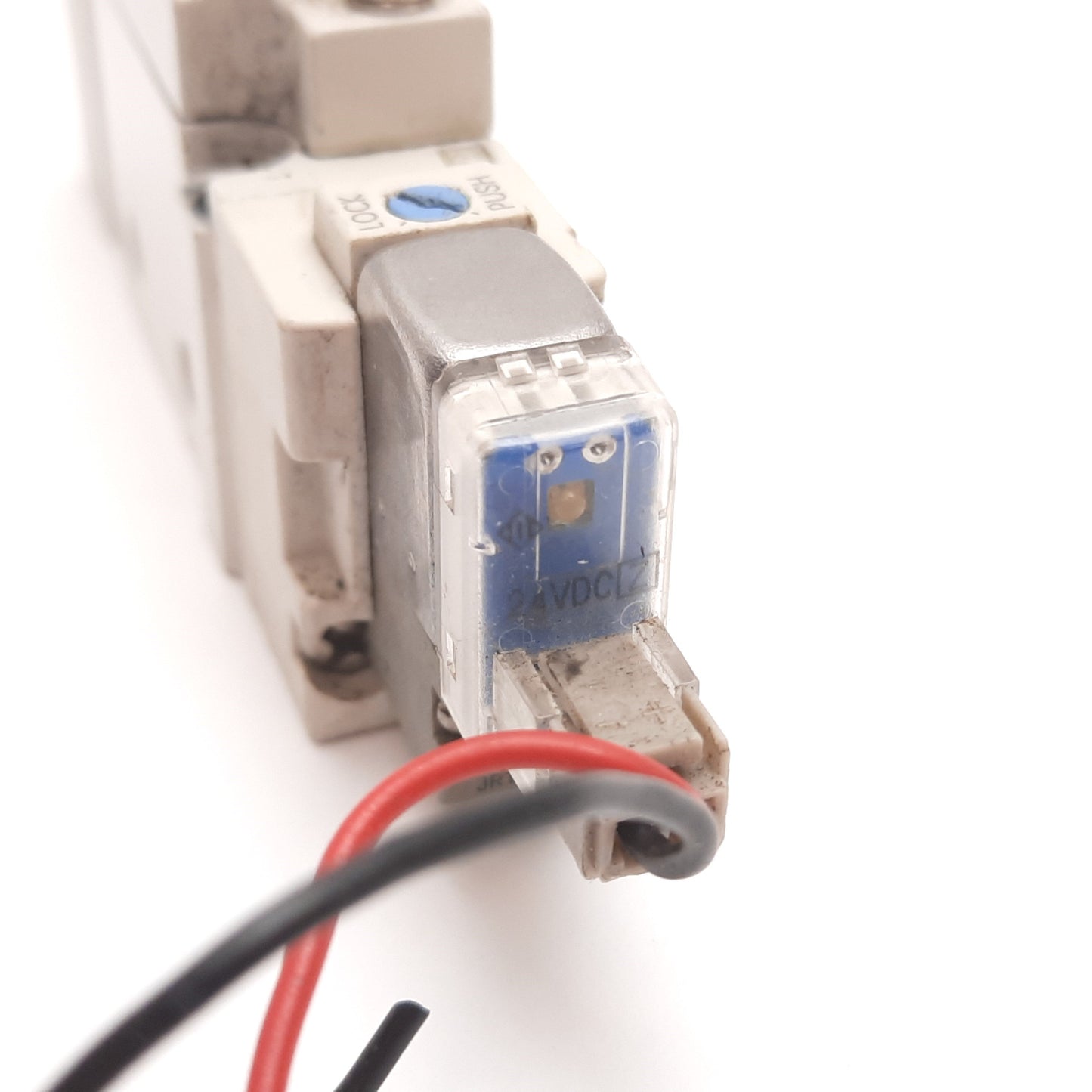 Used SMC SY7120-5LZD-02 Solenoid Valve, 2-Position 5-Port, 24VDC, 0.15-0.7MPa
