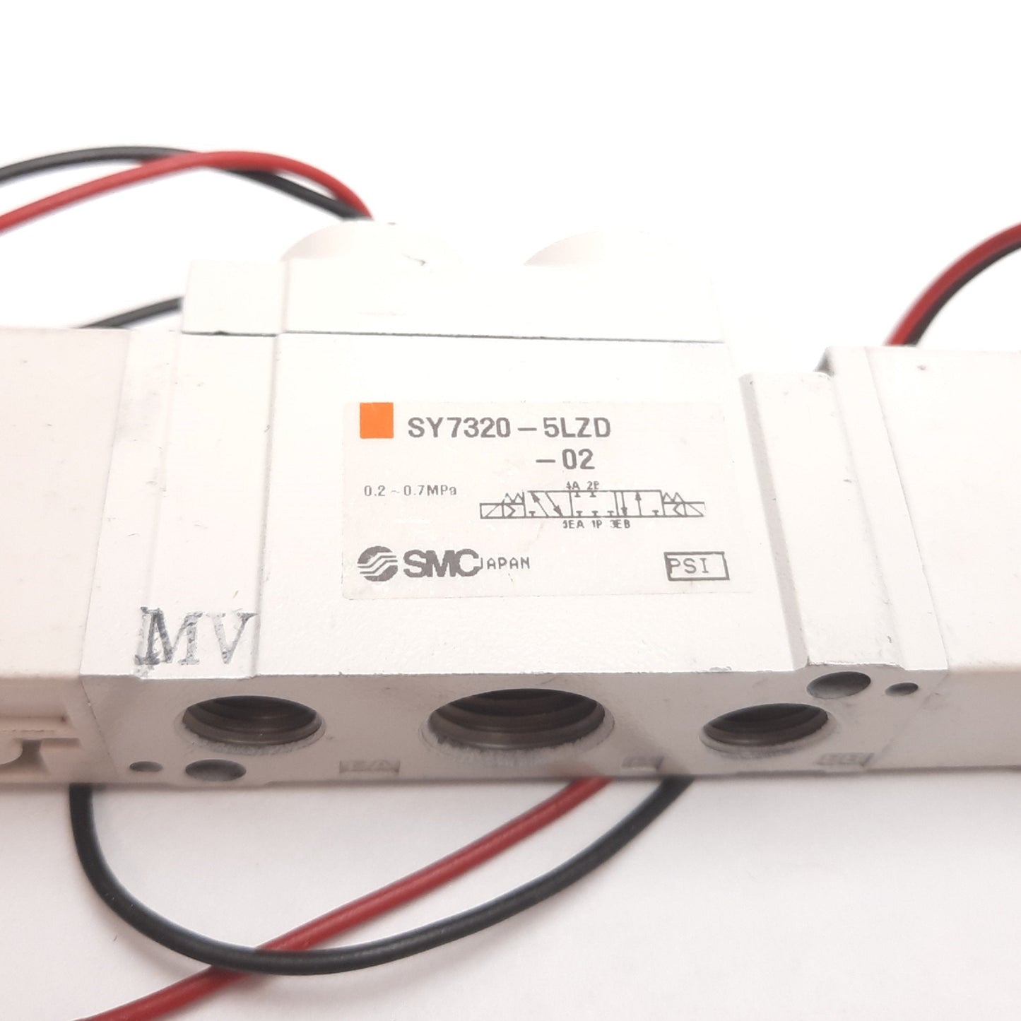 Used SMC SY7320-5LZD-02 Solenoid Valve, 3-Position 5-Port, 24VDC, 0.2-0.7MPa