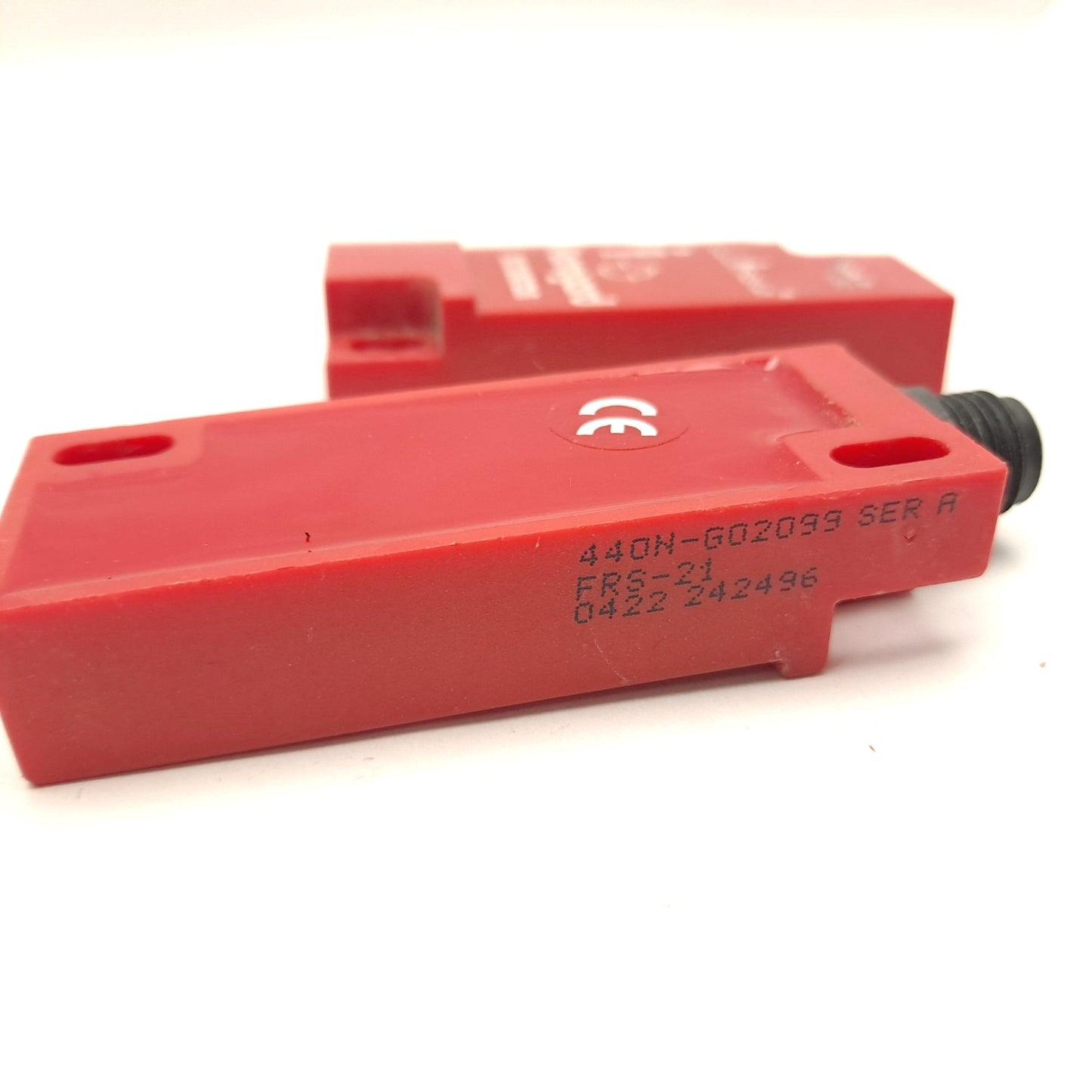 Used Allen Bradley 440N-G02099 Safety None Contact Switch 6 Pin 24 VDC 1A 2 NC 1 NO