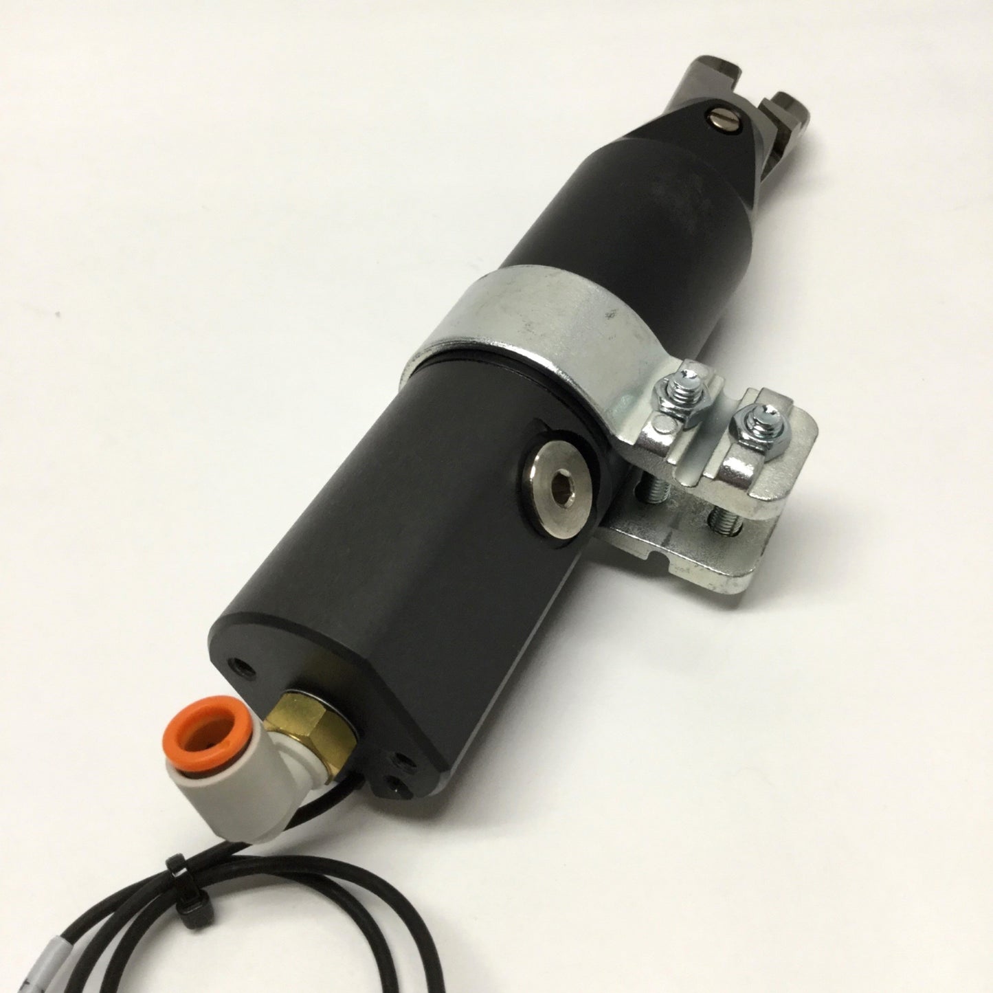 Used Gimatic GN-10S Self-Centering Air Nipper Sprue Cutter Clipper Trimmer EOAT Ø4mm