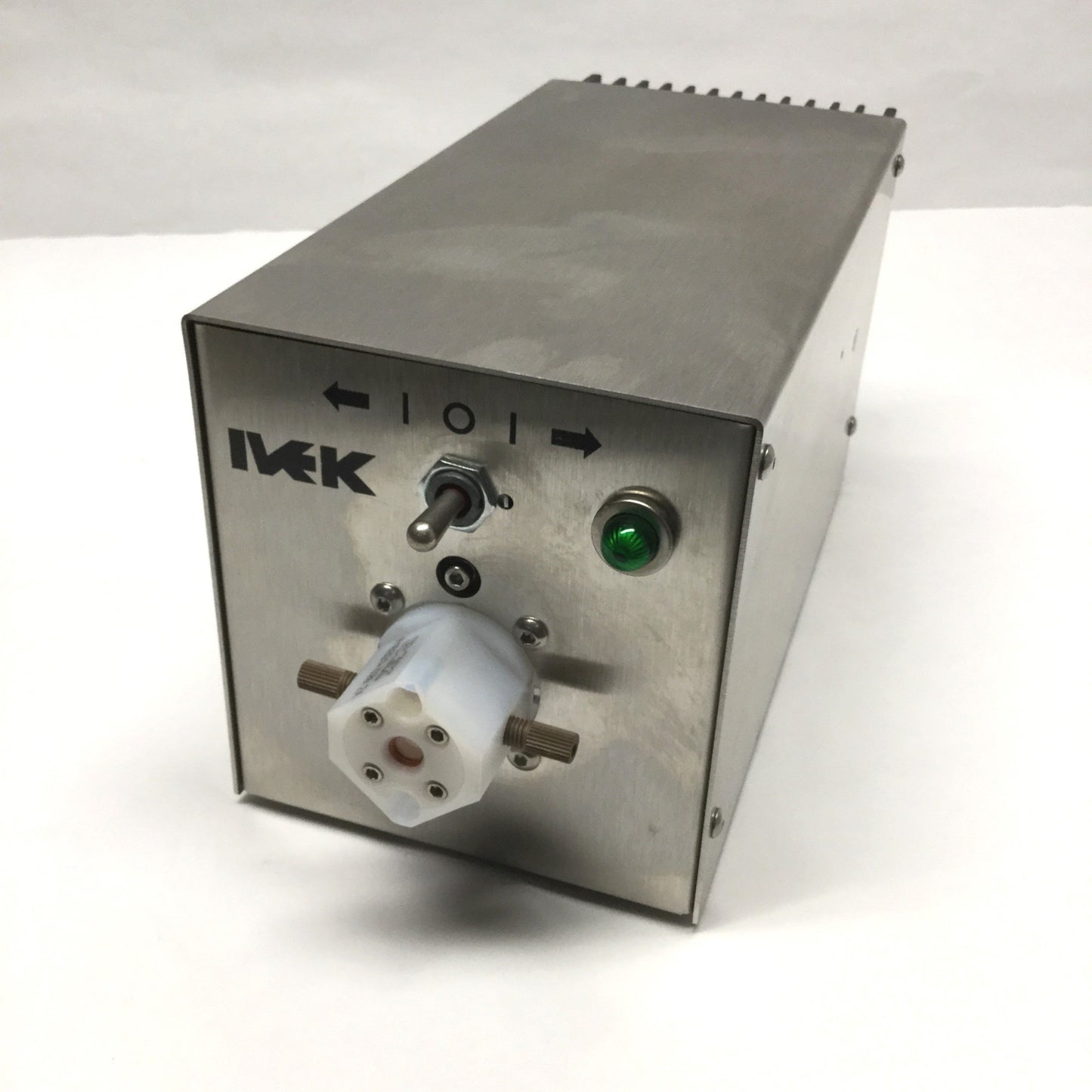 Used IVEK 520205-11A Fluid Circulation Metering Gland Pump 115VAC, Micro 54µl/stroke