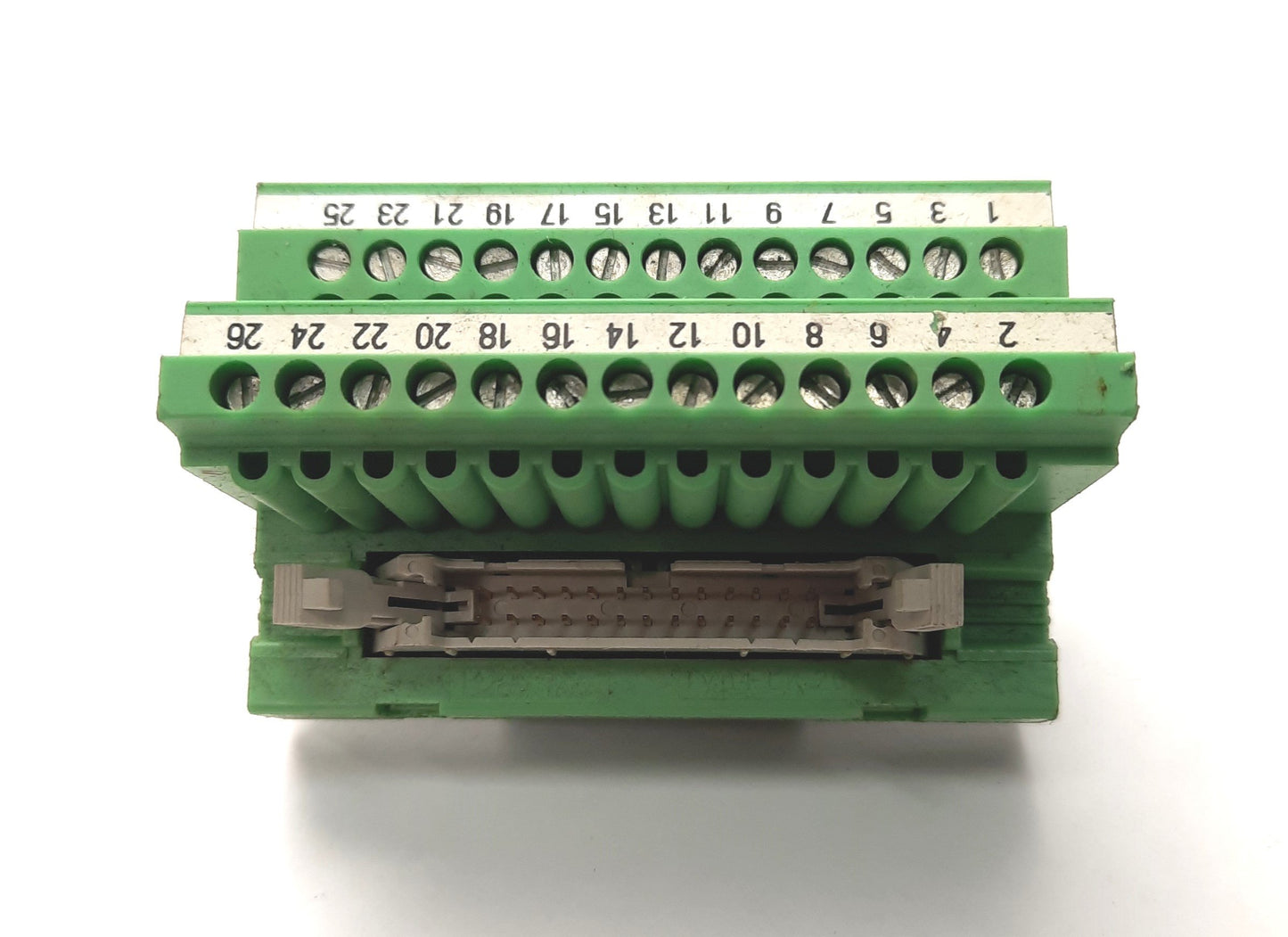 Used Phoenix Contact FLK 26 Interface Module IEC 26-Pin Male to Screw Terminals, DIN