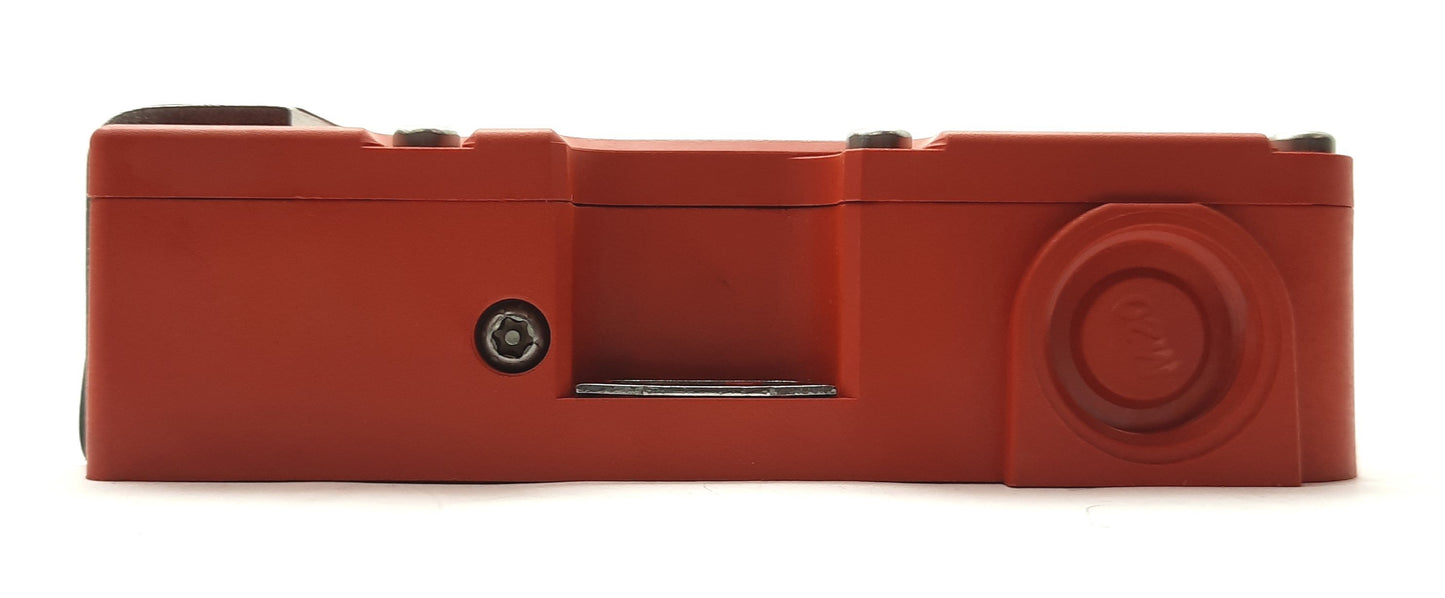 New – Open box Allen Bradley 440K-T27177 TLS2-GD2 Guardmaster Safety Switch, 2NC 1NO, 24V w/Key