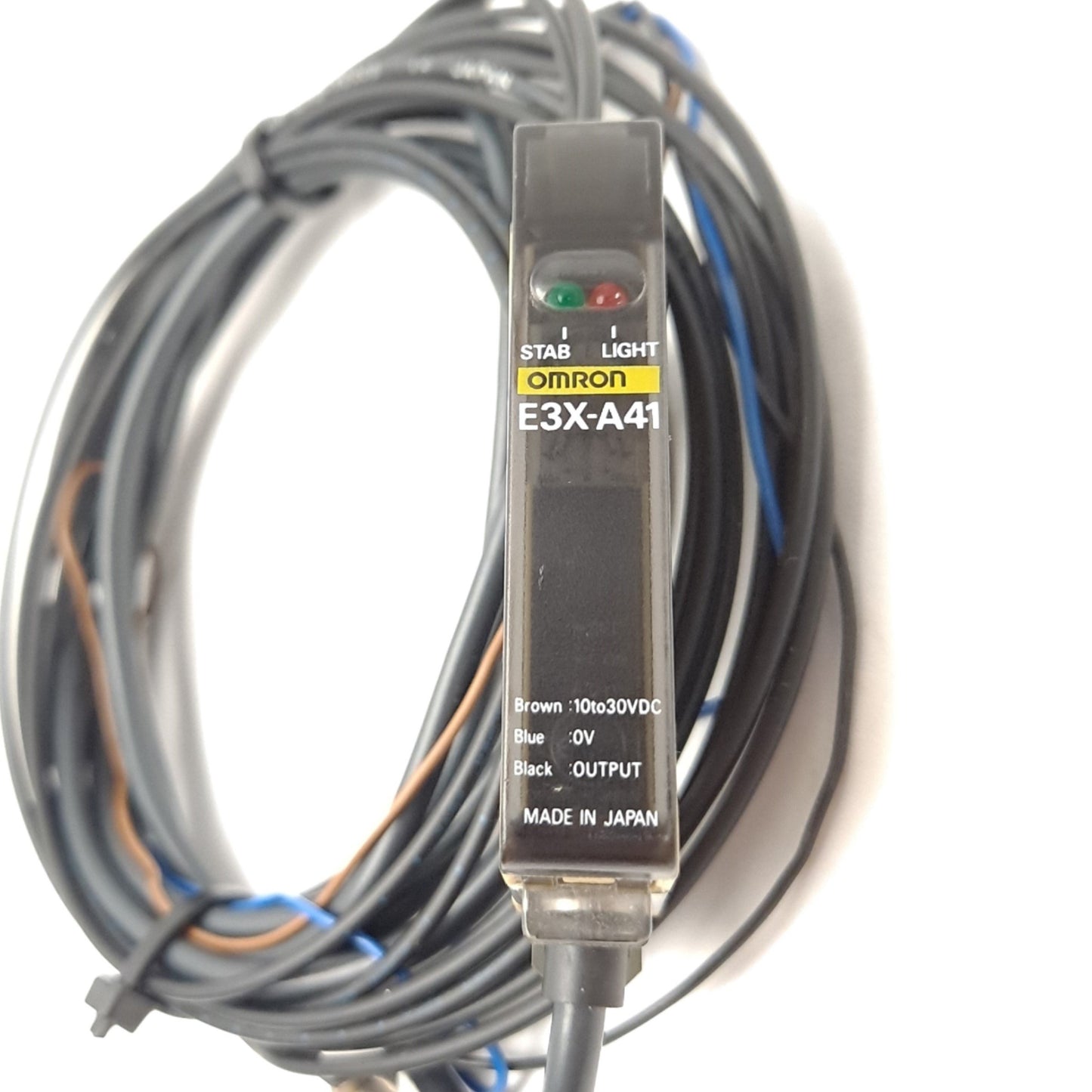 Used Omron E3X-A41 Photoelectric Sensor 10-30 VDC PNP 35mA Max W/ Fiber Optic Cables