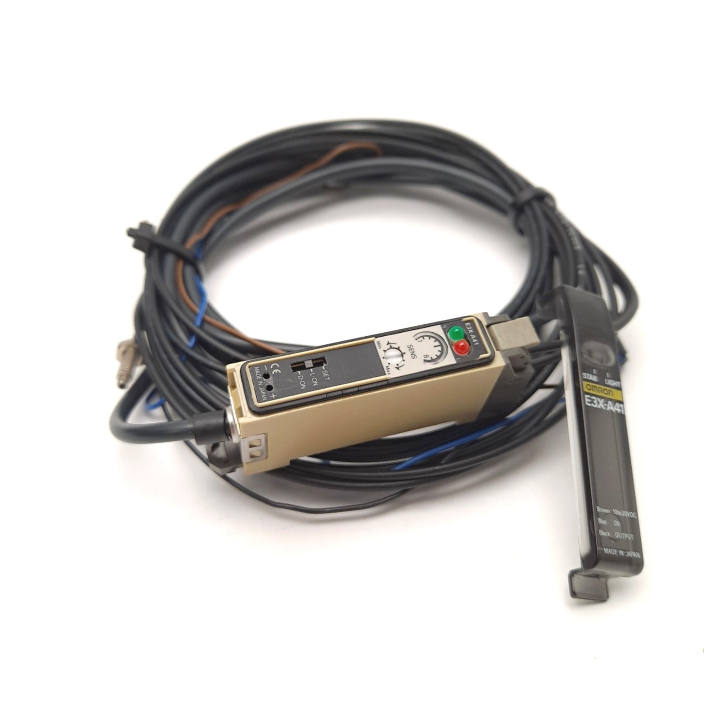 Used Omron E3X-A41 Photoelectric Sensor 10-30 VDC PNP 35mA Max W/ Fiber Optic Cables
