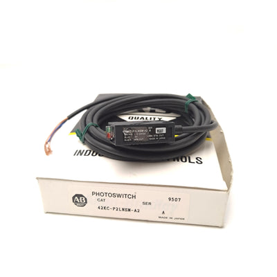 New Allen Bradley 42KC-P2LNSM-A2 PhotoSwitch 12-24VDC 30mA NPN Sens. Distance 4.9ft