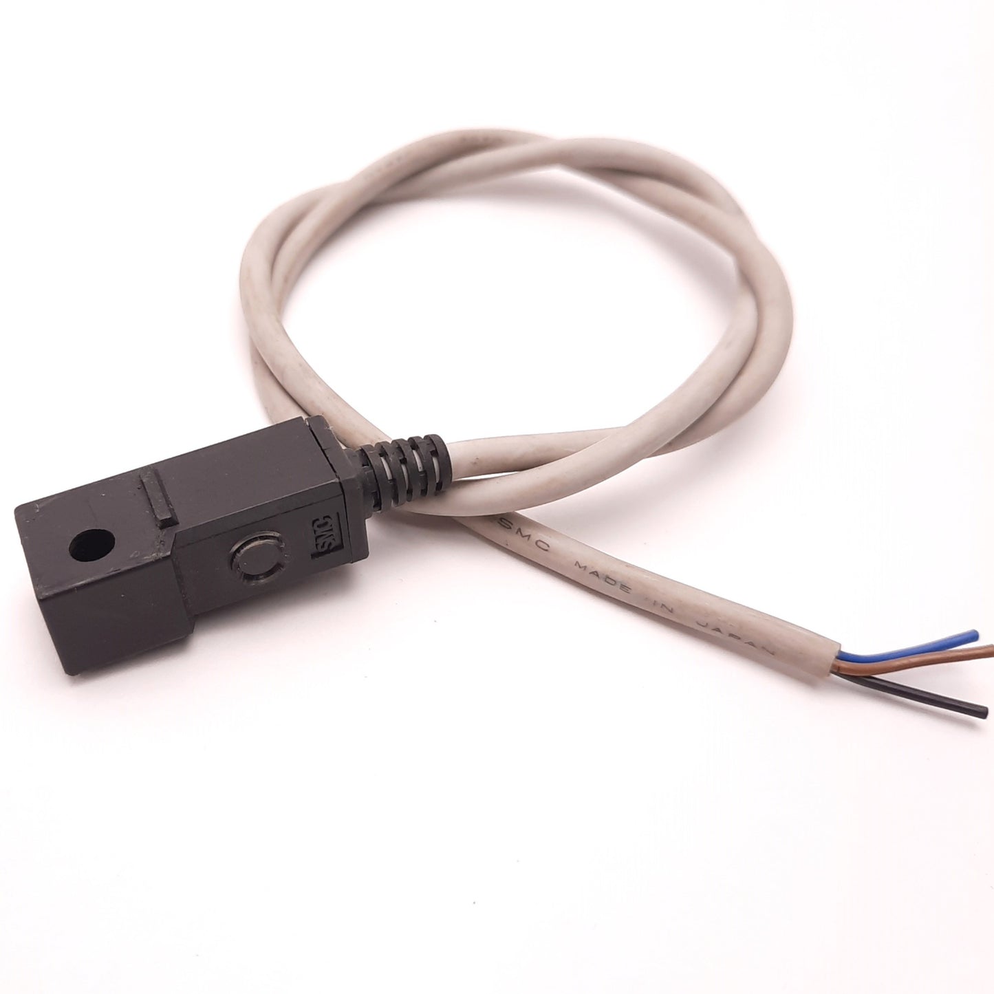 Used SMC D-G5P Solid State Auto Switch, 4.5 to 28VDC, PNP Output 3-Wire