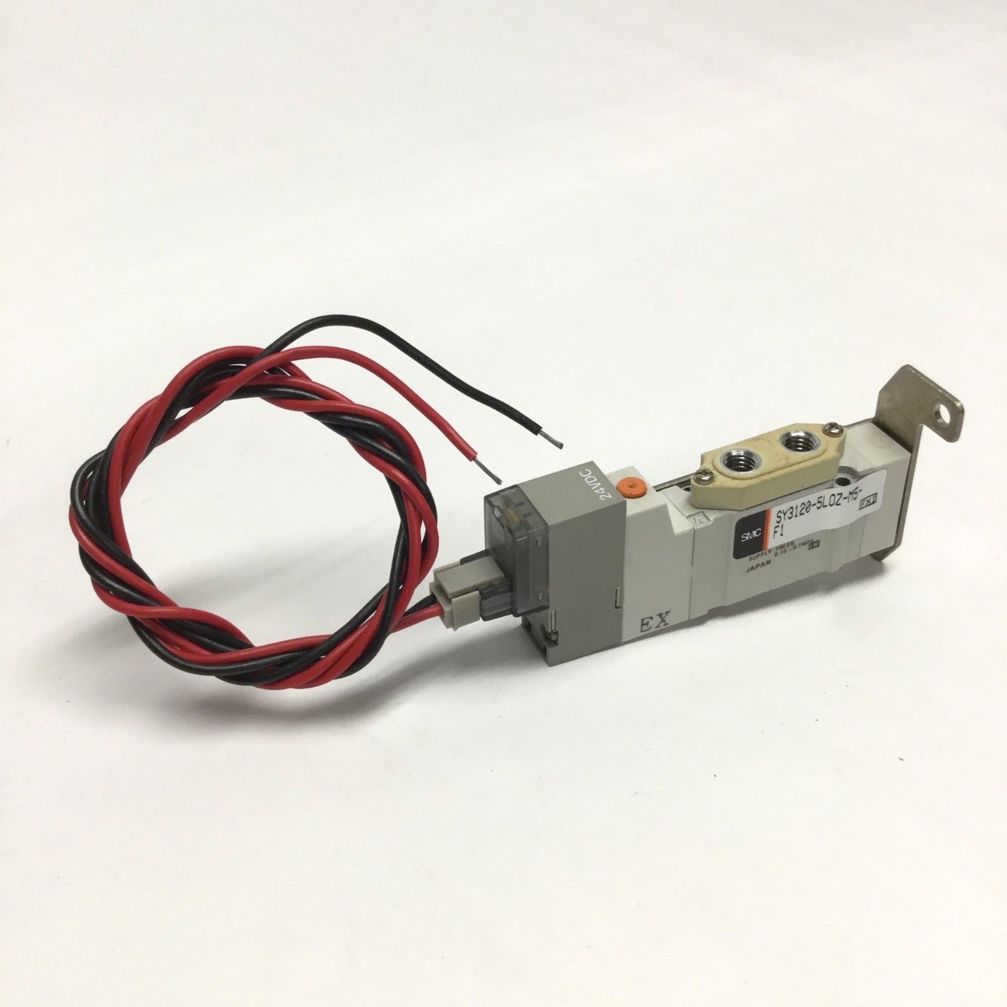 Used SMC SY3120-5LOZ-M5-F1 Solenoid Valve, 5-Port 2-Position, 24VDC Coil, M5x0.8