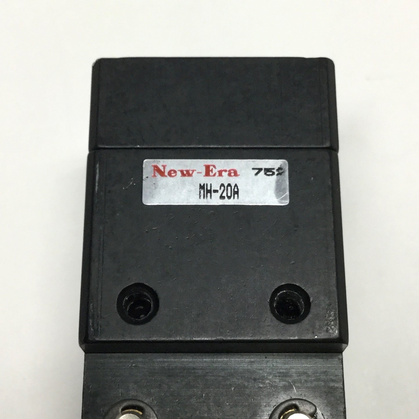 Used New Era MH-20A 2-Jaw Angular Gripper, Single-Acting Open, 8N @ 0.5MPa, 20mm Bore