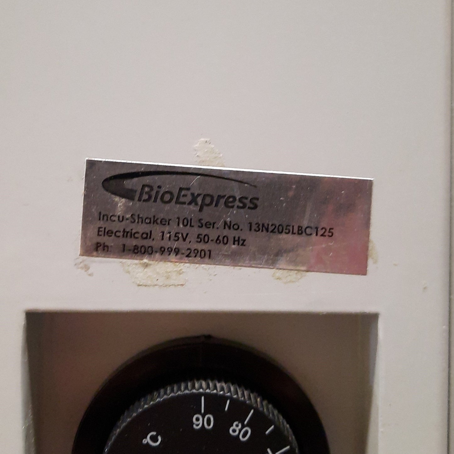 Used Bio Express Incu-Shaker 10L GeneMate Incubated Shaker 18 x 18" 60℃ 300RPM 120VAC