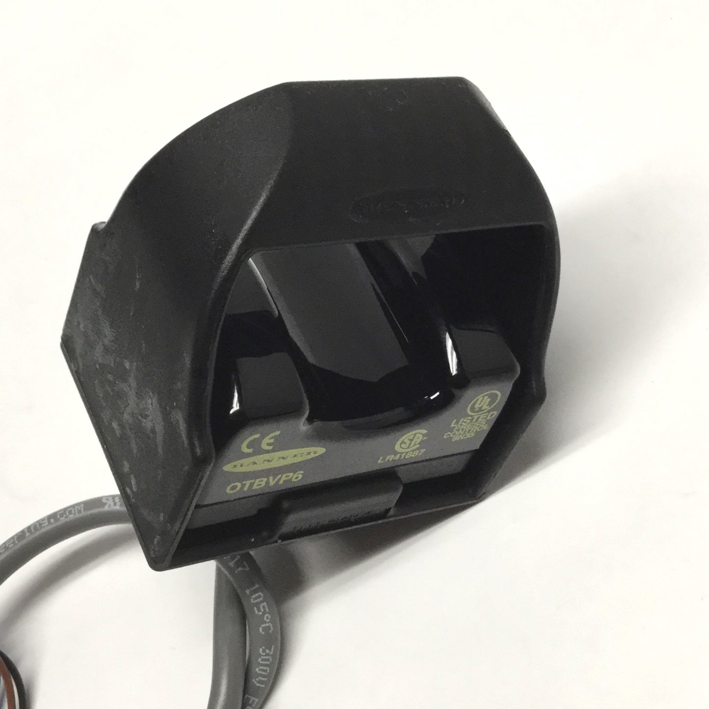 Used Banner OTBVP6 Opto-Touch Optical Button, Momentary Action SPDT, 10-30VDC w/Guard