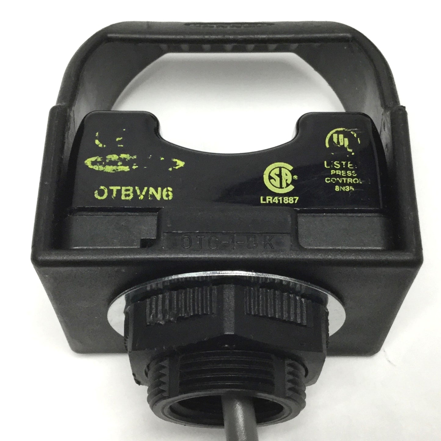 Used Banner OTBVN6 Opto-Touch Momentary Optical Touch Button, 10-30VDC, NPN Output