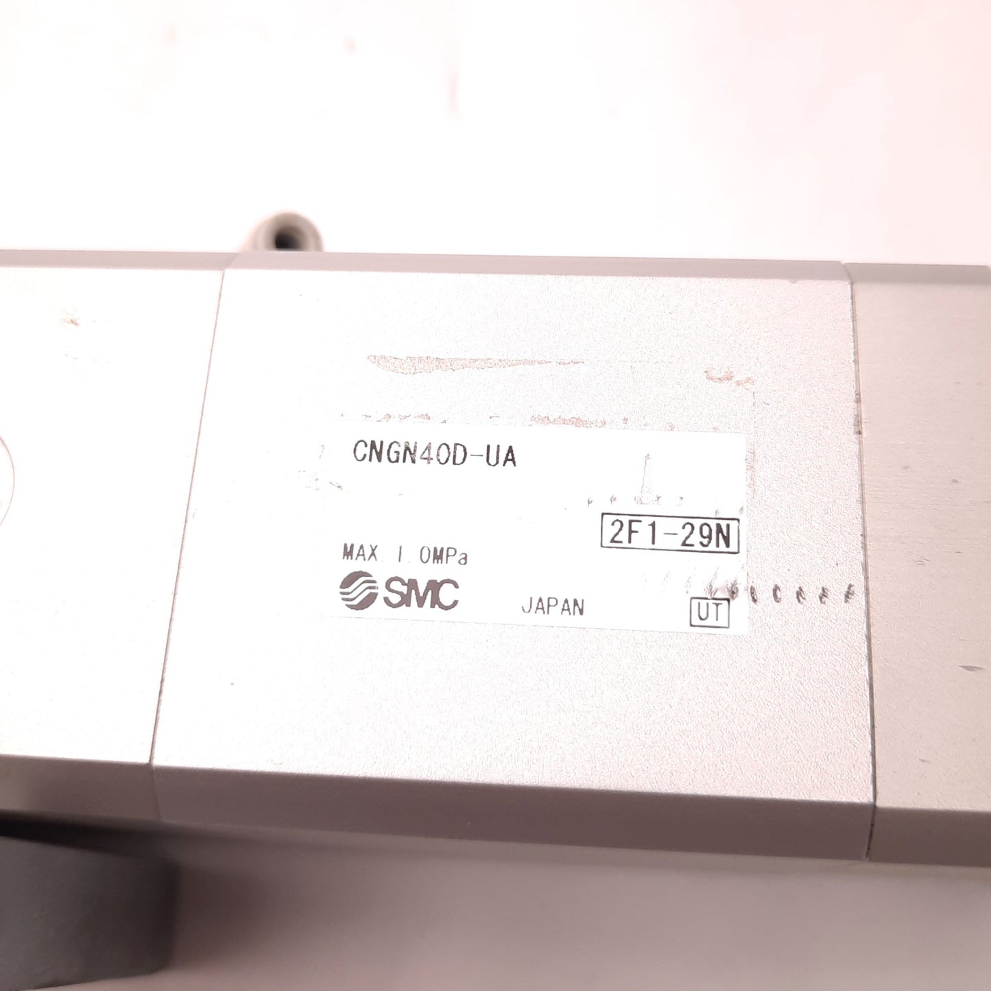 Used SMC CNGN40D-UA Lock Unit, 40mm Bore, 1/8 NPT, Both Direction Locking, No-Lube