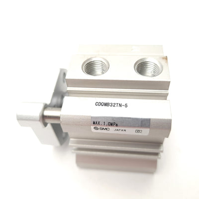 New SMC CDQMB32TN-5 Compact Guide Rod Cylinder 145 PSI 5mm Stroke 32mm Bore 1/8"NPT