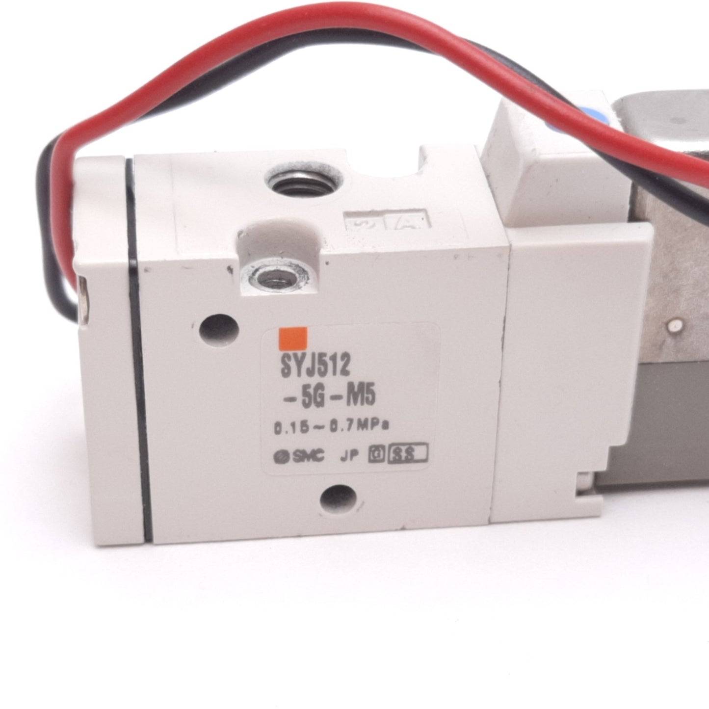 Used SMC SYJ512-5G-M5 Solenoid Valve, 2-Position 3-Port, 24VDC, 0.15-0.7MPa, M5x0.8