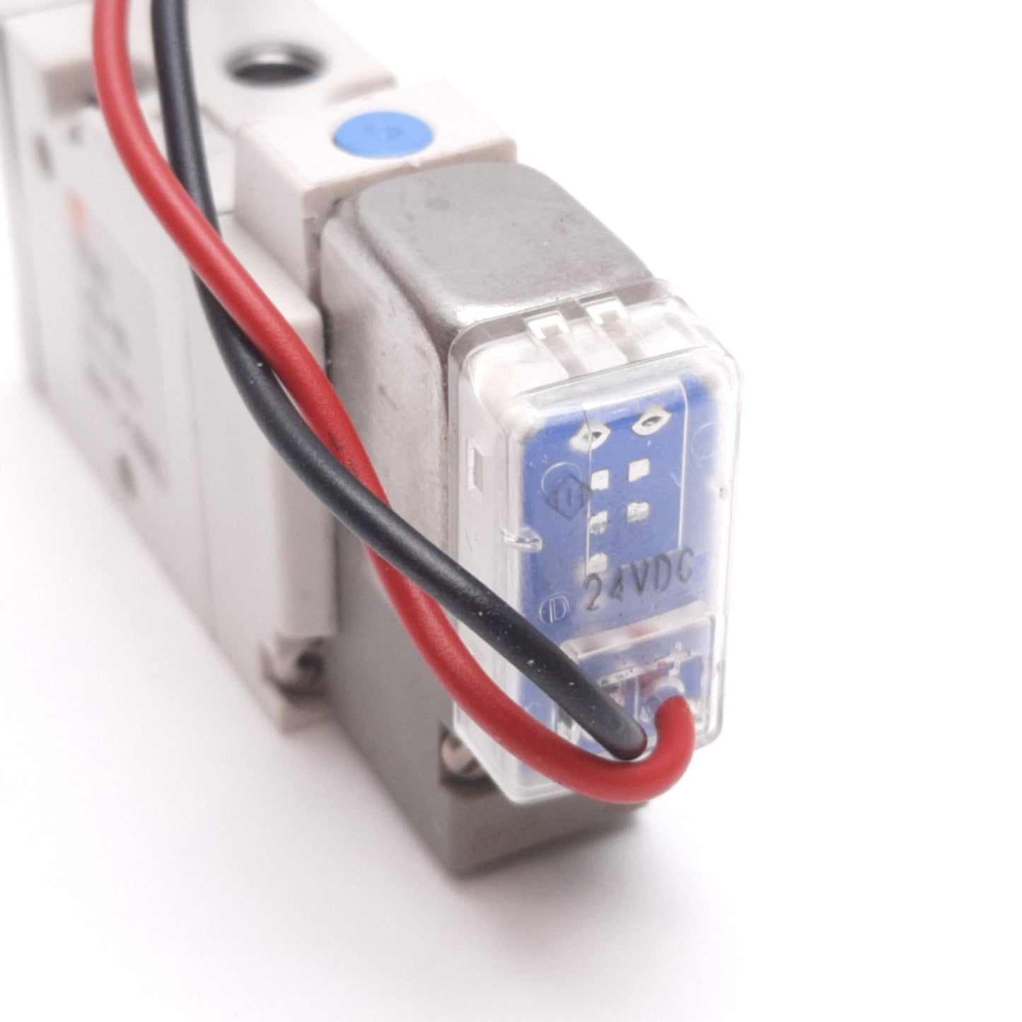 Used SMC SYJ512-5G-M5 Solenoid Valve, 2-Position 3-Port, 24VDC, 0.15-0.7MPa, M5x0.8