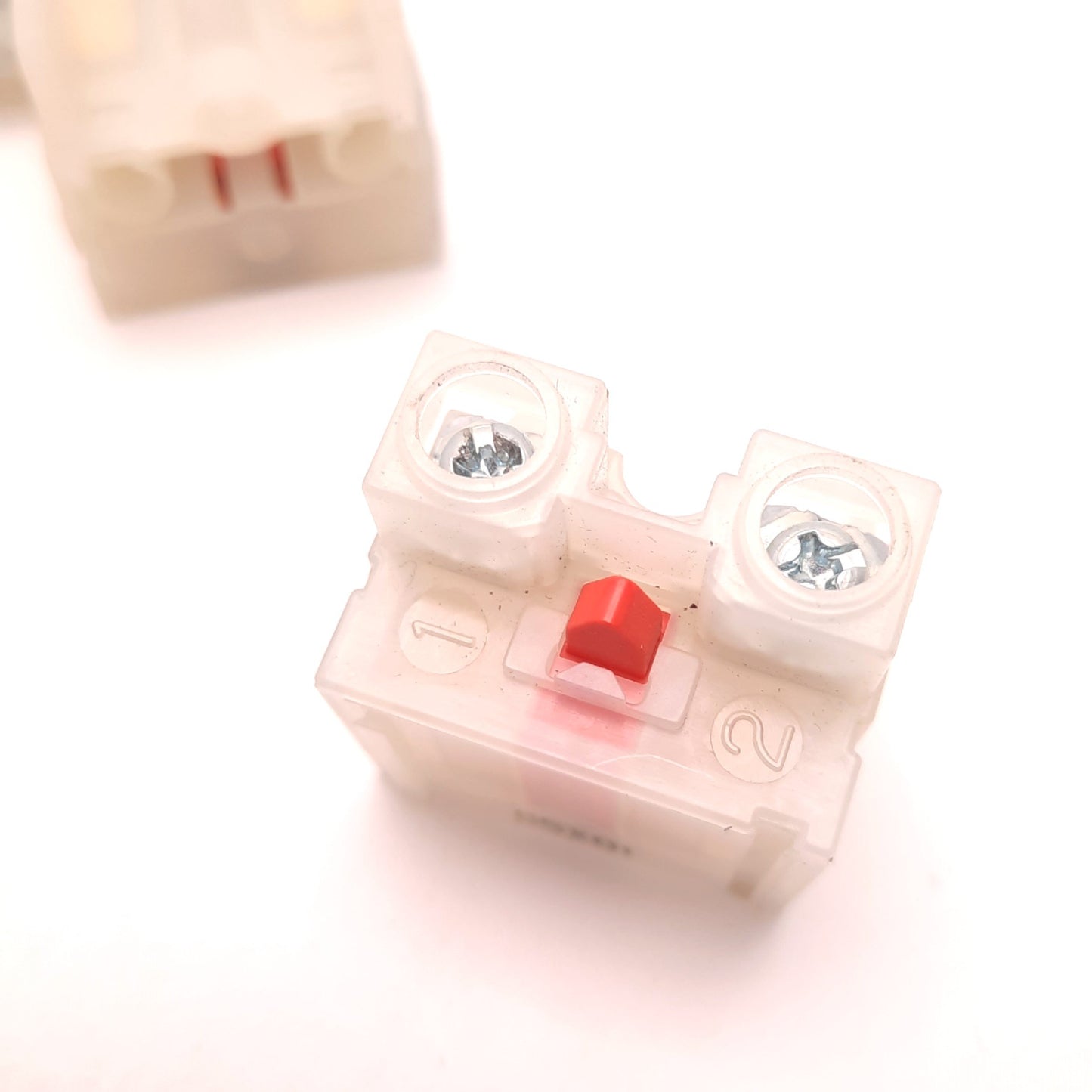 Used Lot of 5 IDEC HW-S01 Contact Block, Single Pole, 10 Amps, 600 Volts, 14-16 AWG