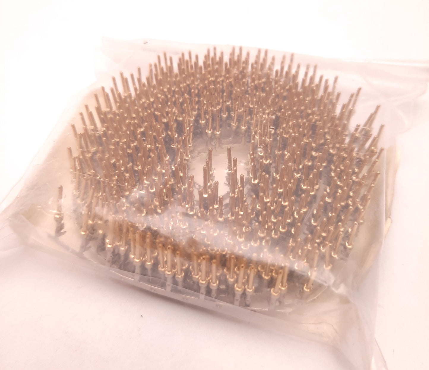 New – Open box Lot of 400 Digi-Key 170-001-170L002 D-Sub Male Contact Pin, Gold, 24-28AWG