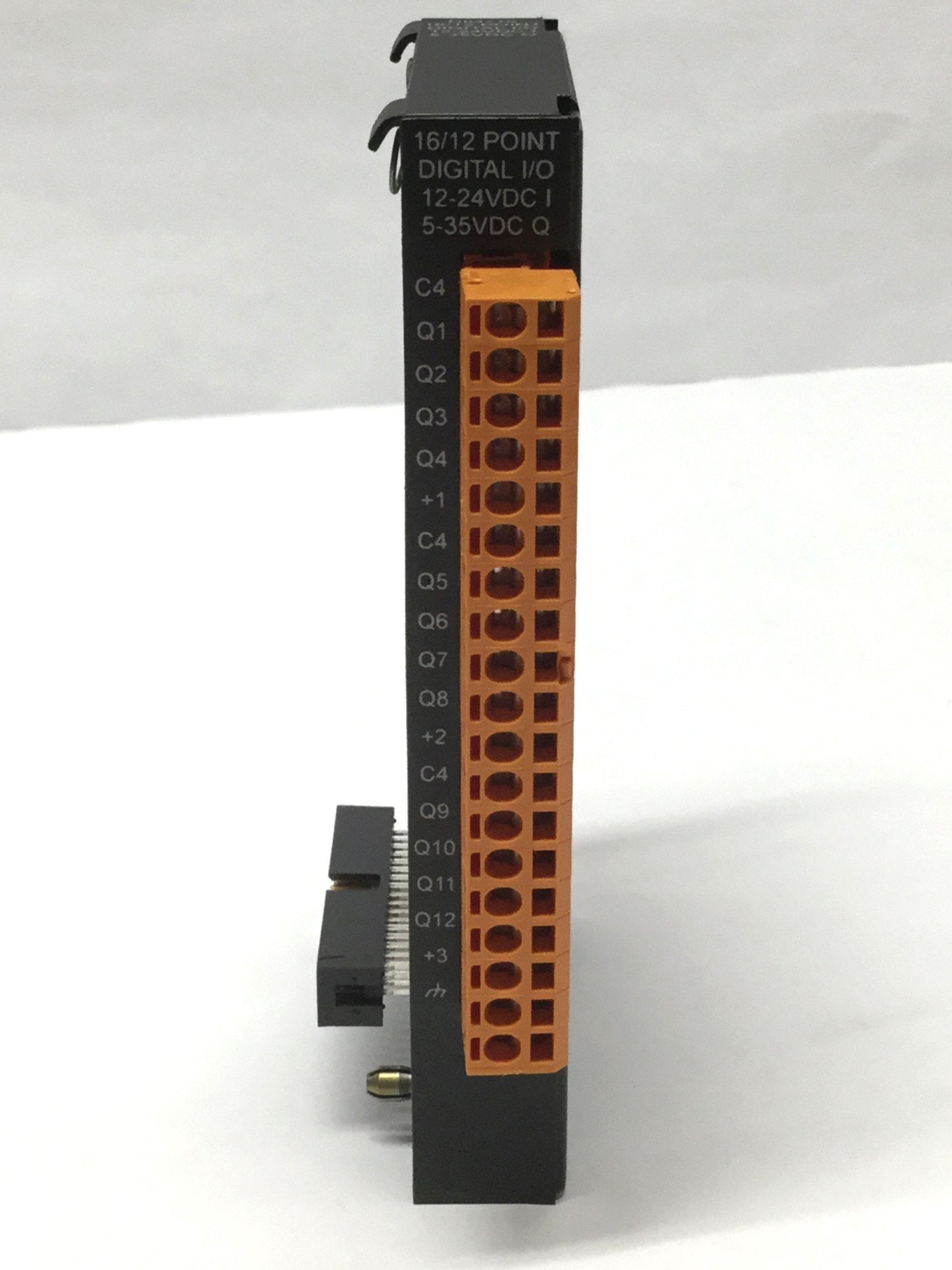 Used GE Fanuc IC300DIQ716C SmartStack Digital I/O Module 12-24 VDC In, 10-28VDC Out