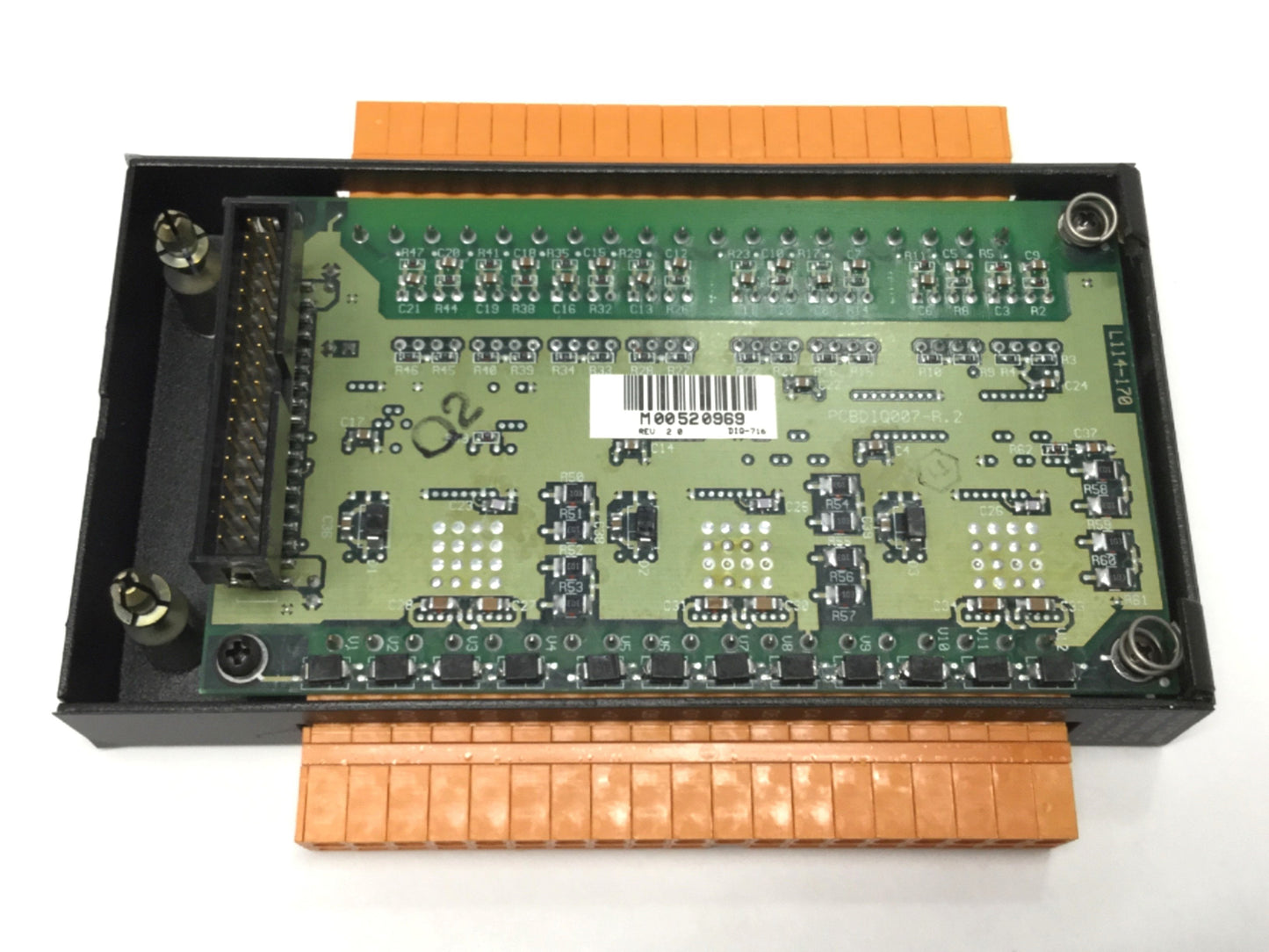 Used GE Fanuc IC300DIQ716C SmartStack Digital I/O Module 12-24 VDC In, 10-28VDC Out
