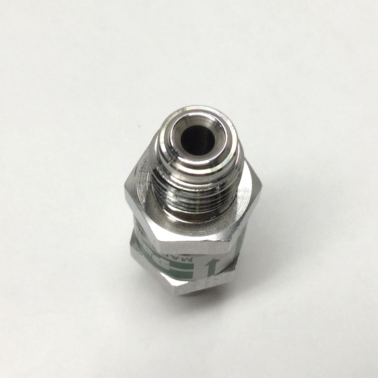 Used Parker 4V-CO4L-1/3-KZ-SS Poppet Check Valve 1/4" VacuSeal, 1/3psi Crack Pressure