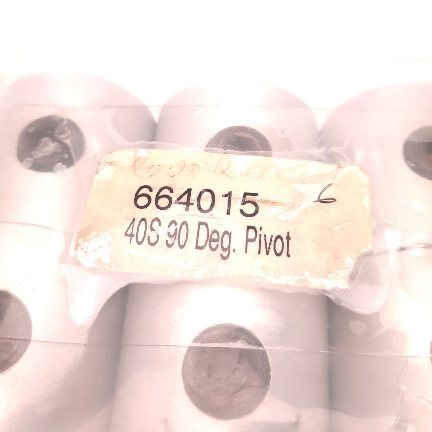 Used Lot of 6 Tslots 664015-40s 90 Degree Pivot Nub, 1.5" x 1.5" x 1.5", 5/16-18 x.75
