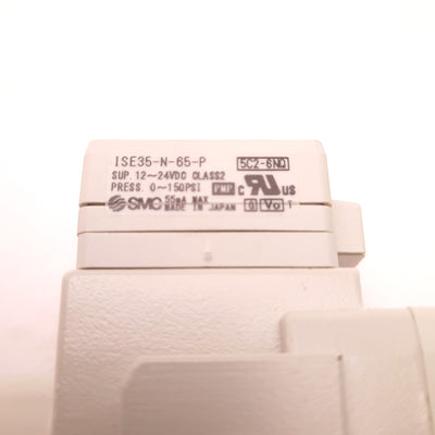 New SMC ISE35-N-65-P Pressure Switch with AR20K-N02E3-Z-B Regulator, 1/4 NPT, 125Psi