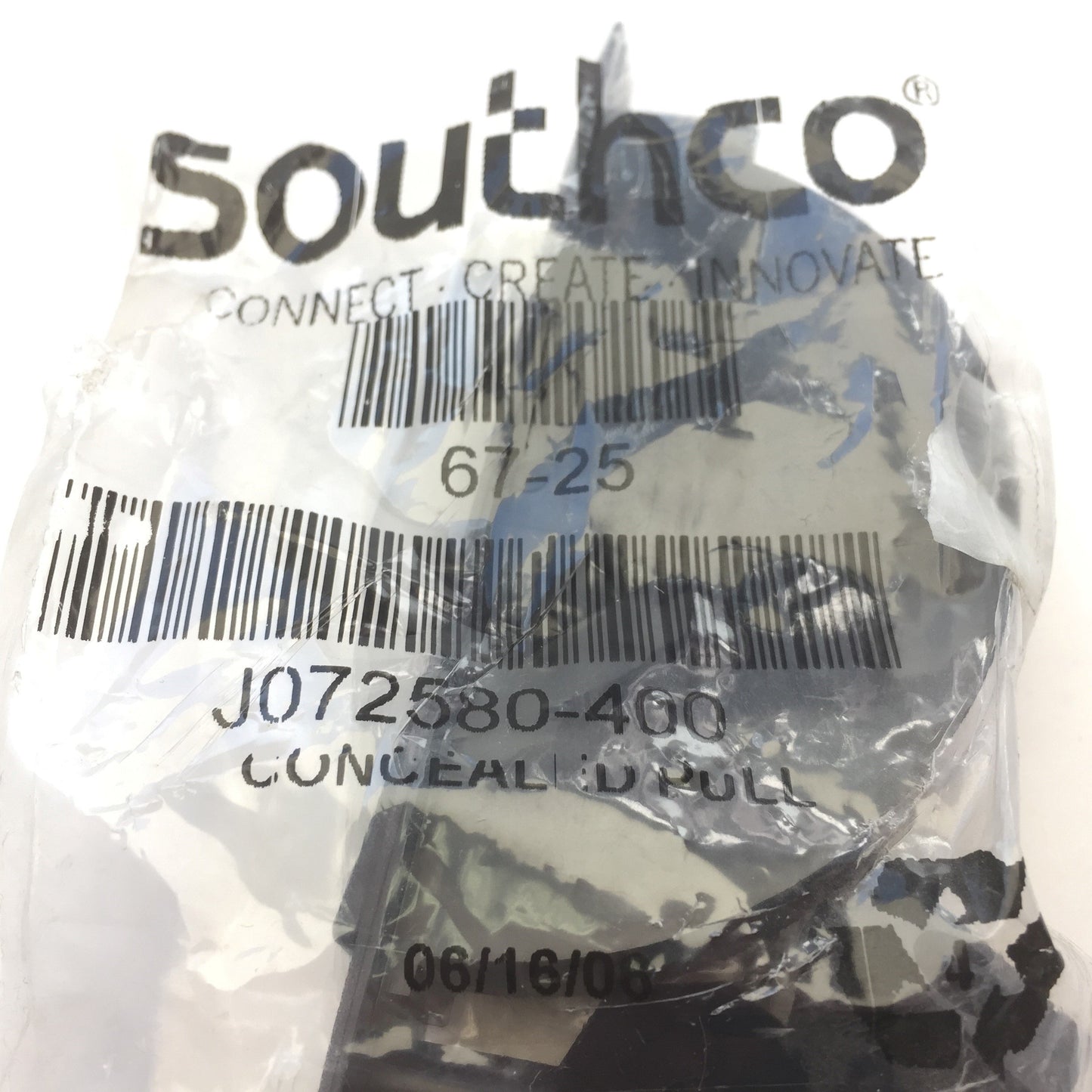 NEW Southco 67-25 Concealed Black Medium Aluminum Pull Handle, Plastic Housing