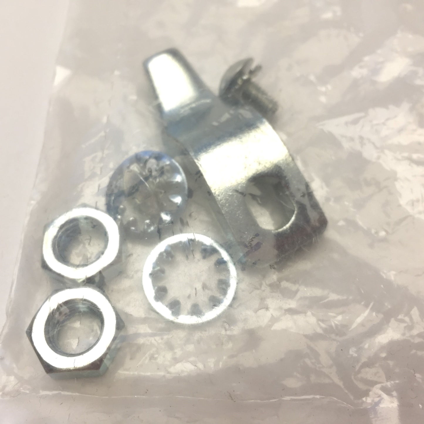 New Southco E3-10-315-50 Vise Action Compression Latch, Black, Quarter-Turn Knob