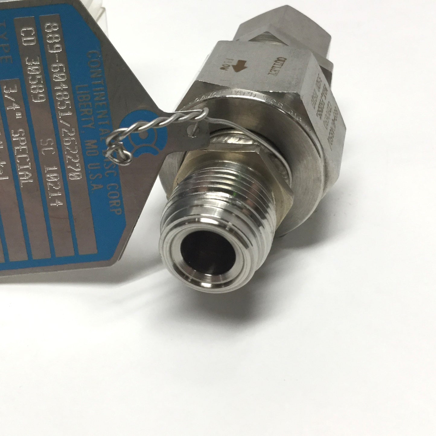 Used Continental Reverse Acting Gas Rupture Disc Fitting, 3/4" 159/156psi, 1/2" VCR