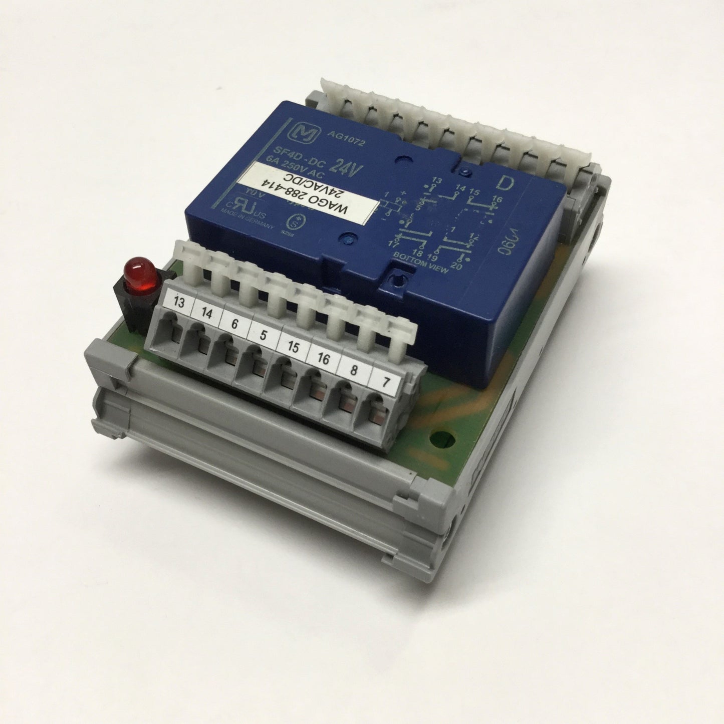 Used Wago 288-414 Safety Relay Module, 4NO-4NC, 24V AC/DC, 6A 250VAC Rating, DIN Rail