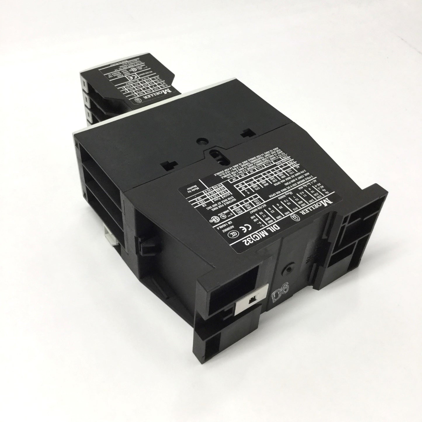 Used Moeller Eaton DIL M32-10 Contactor 3-Pole, 24VDC Coil, 40A 600V, w/ 3NO-2NC Aux