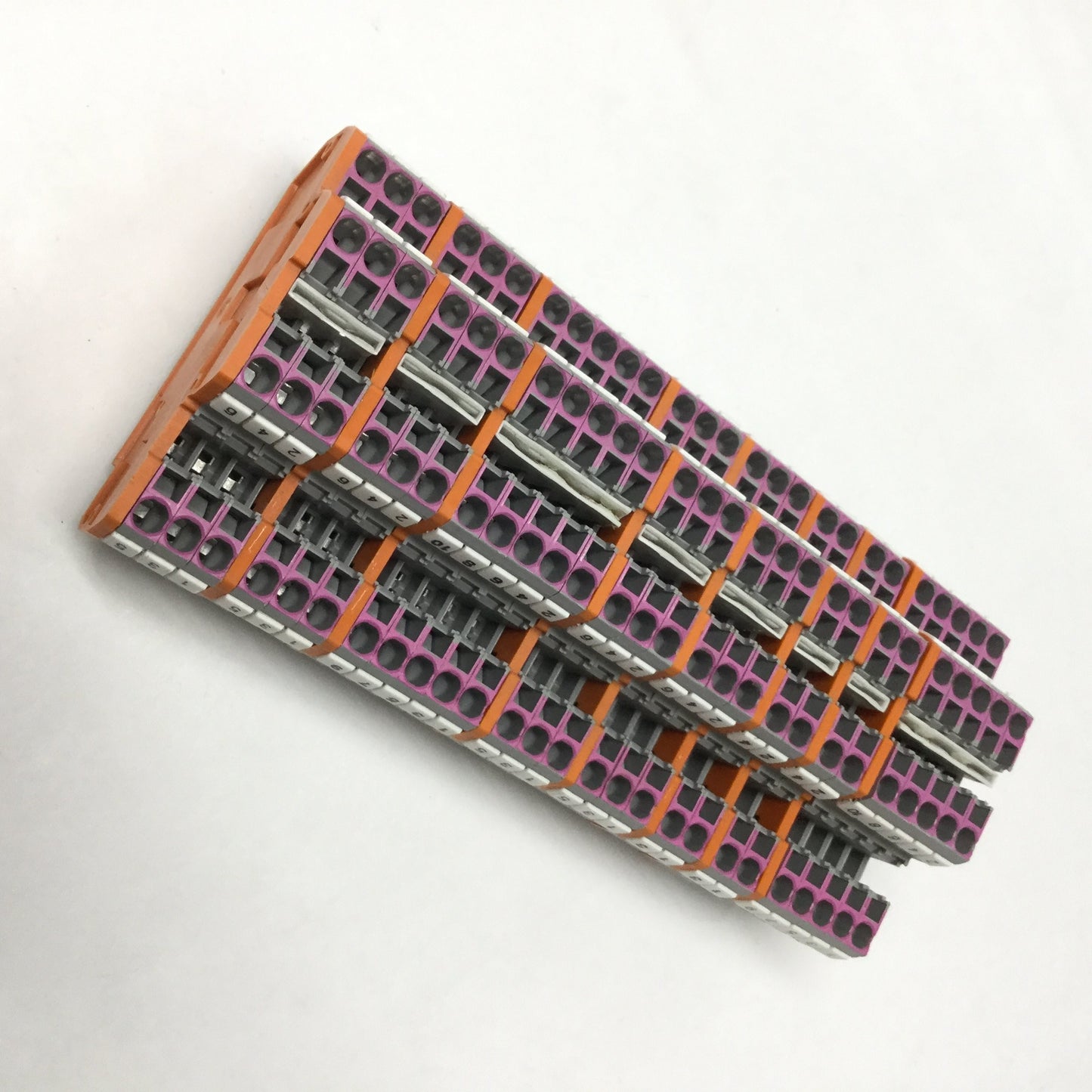 Used Lot of 26 WAGO 870-508 Double-Deck Terminal Blocks, Internal Common, 24A, 500V